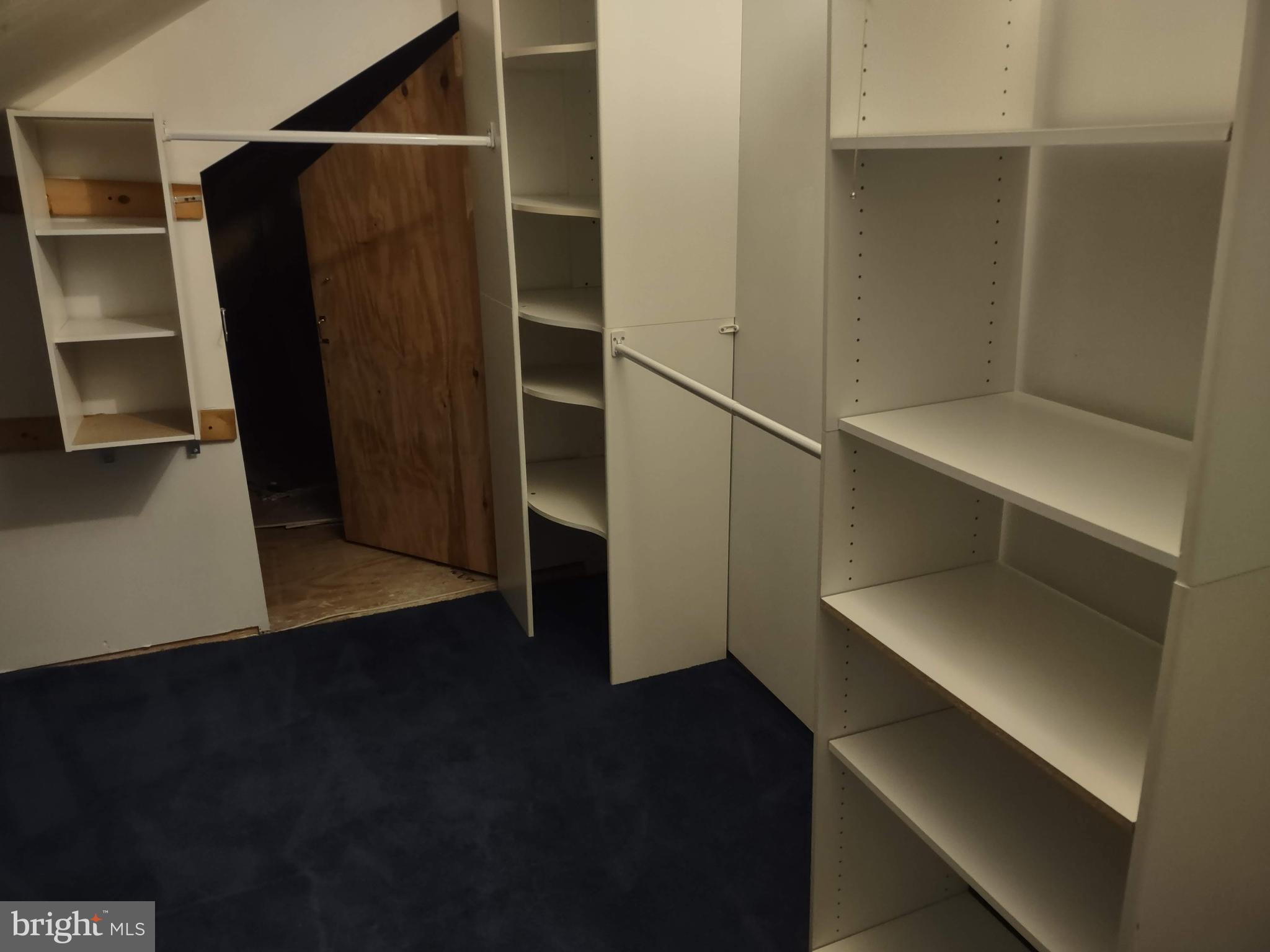 HAMPTON GREENS - Residential