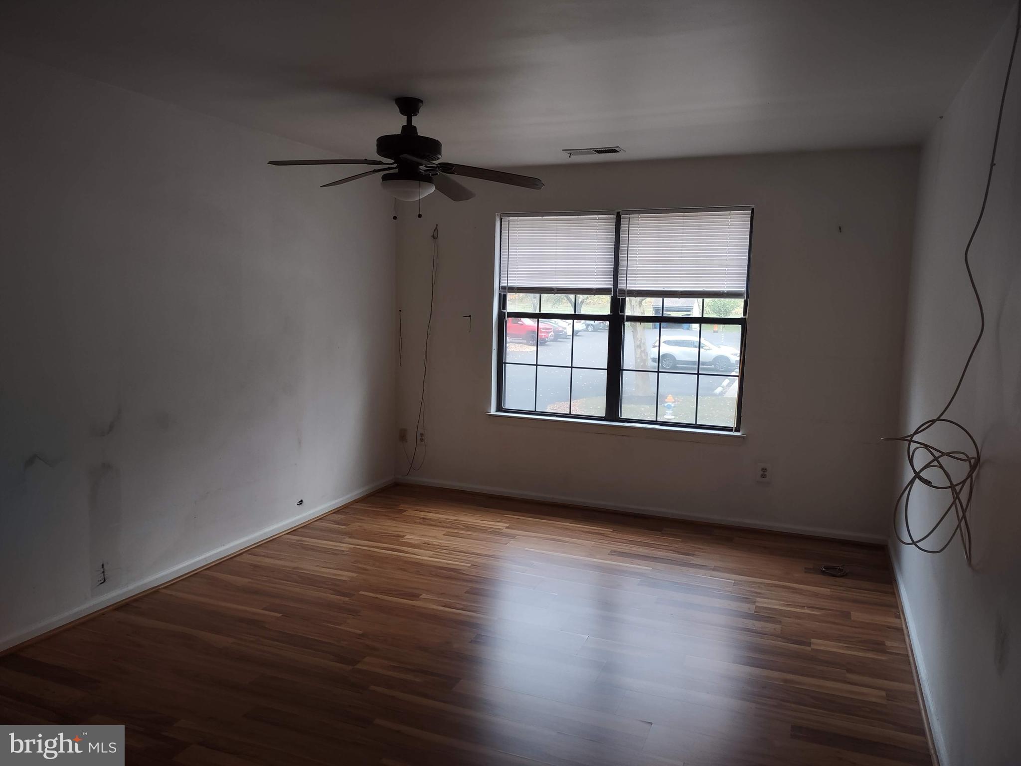 HAMPTON GREENS - Residential