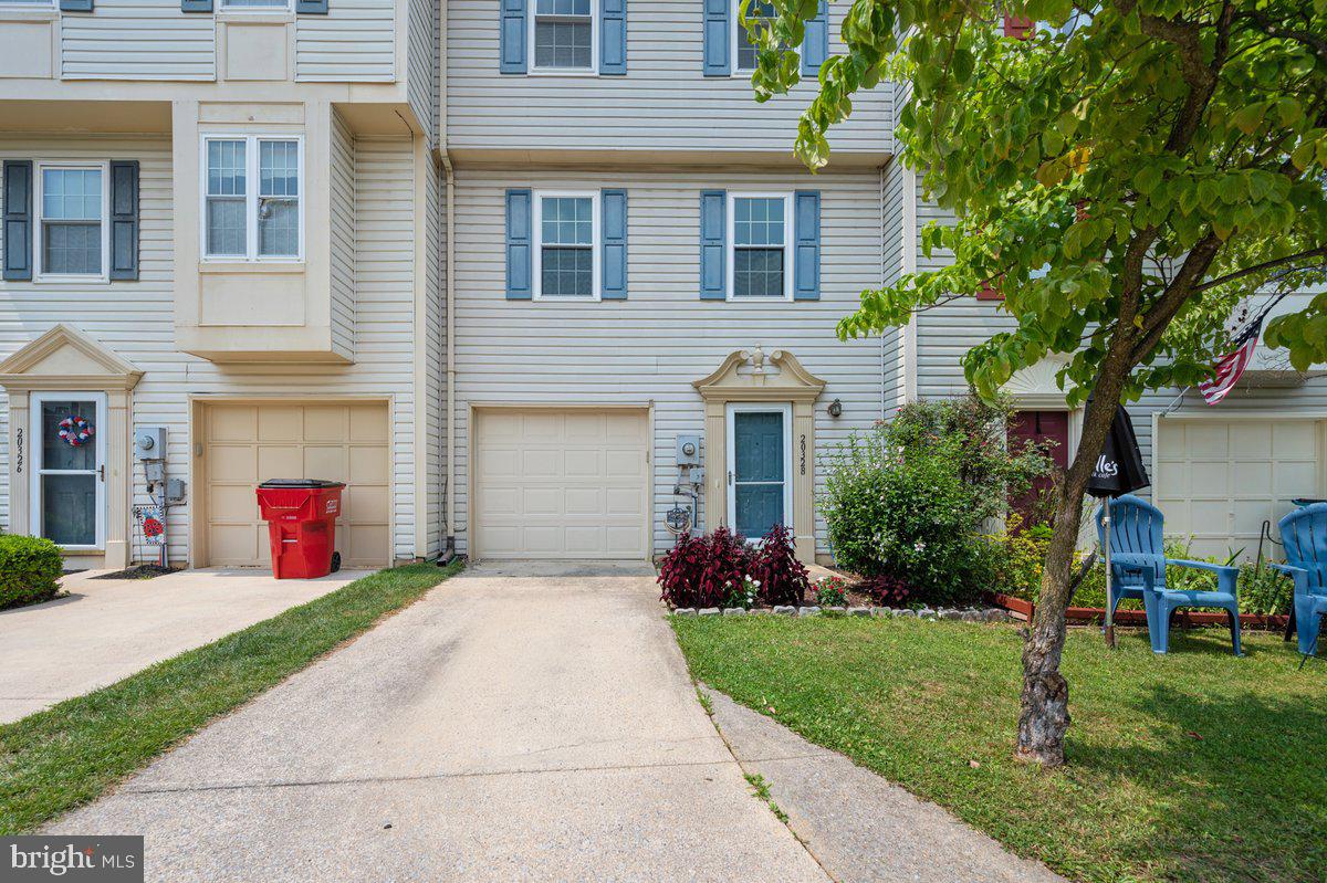 20328 KELLYS LANE