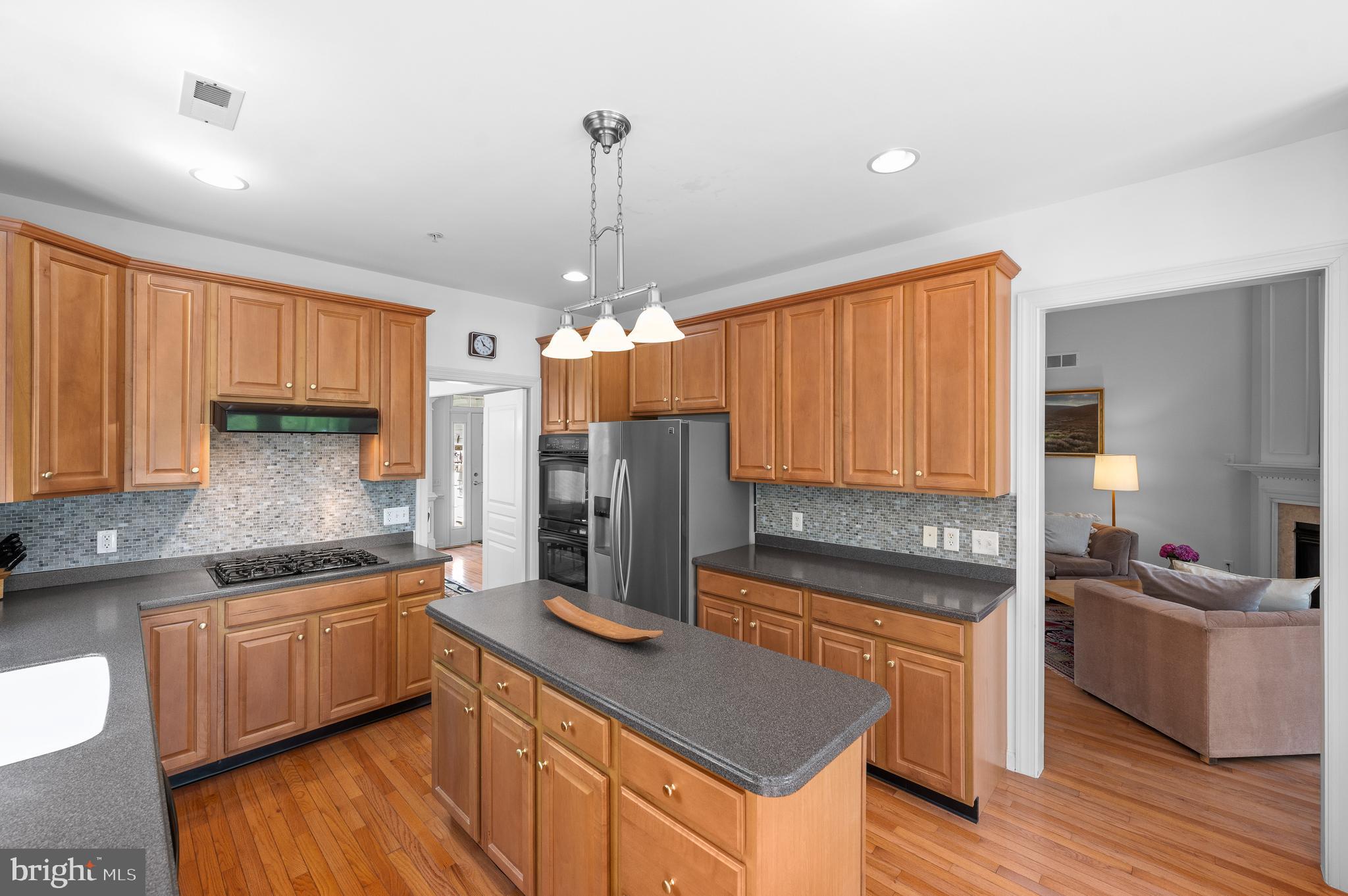 SPRINGTON POINTE WOODS - Residential