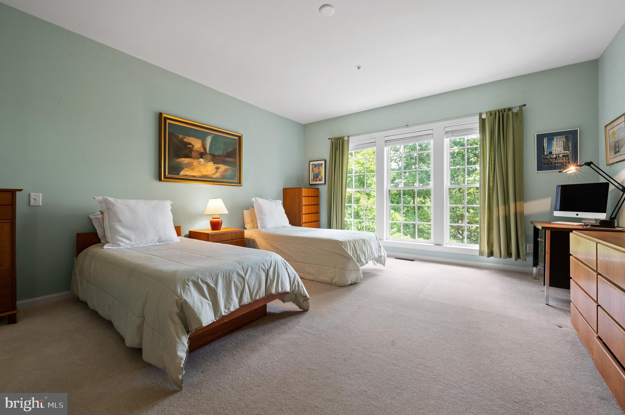 SPRINGTON POINTE WOODS - Residential