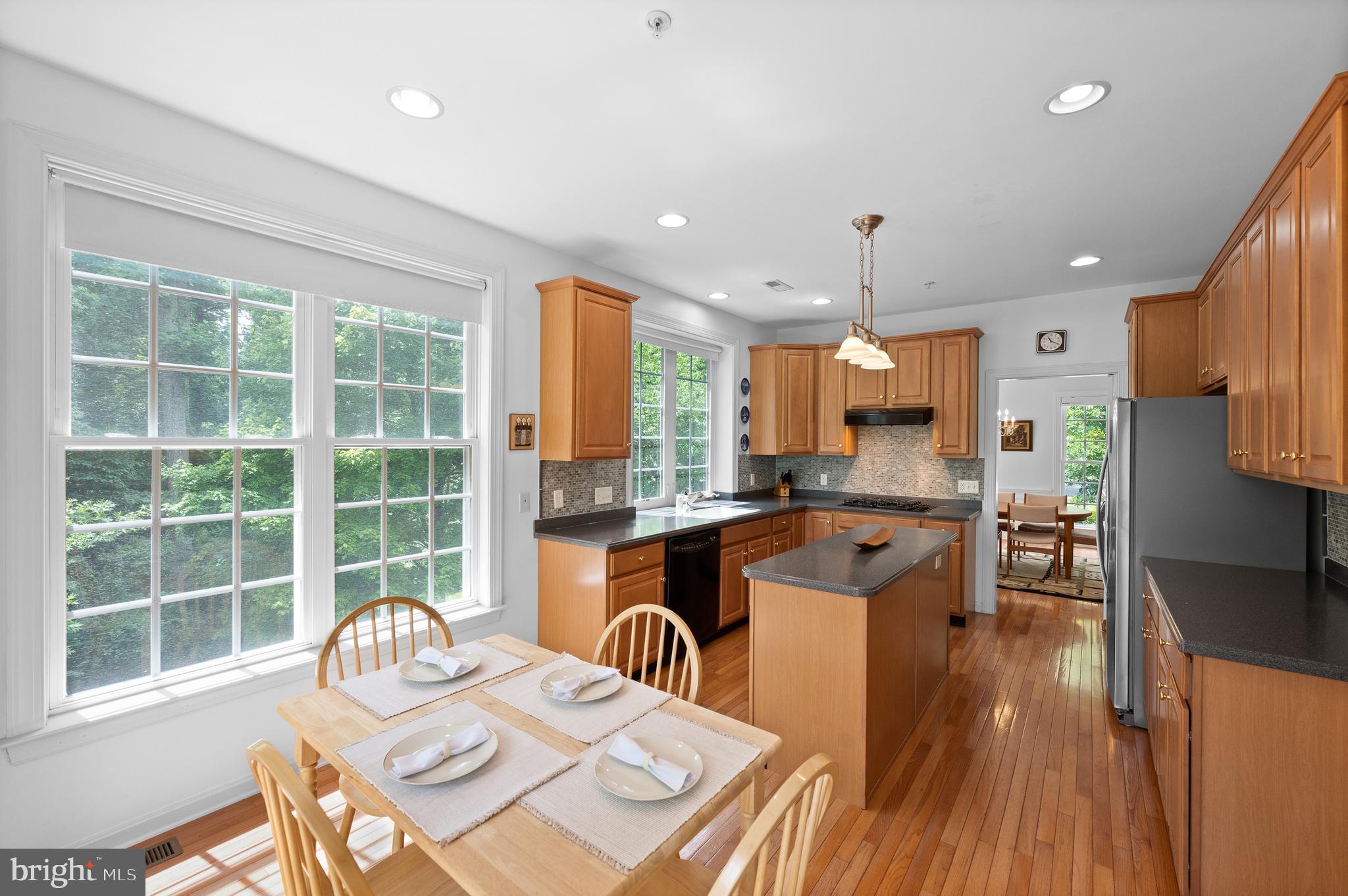 SPRINGTON POINTE WOODS - Residential