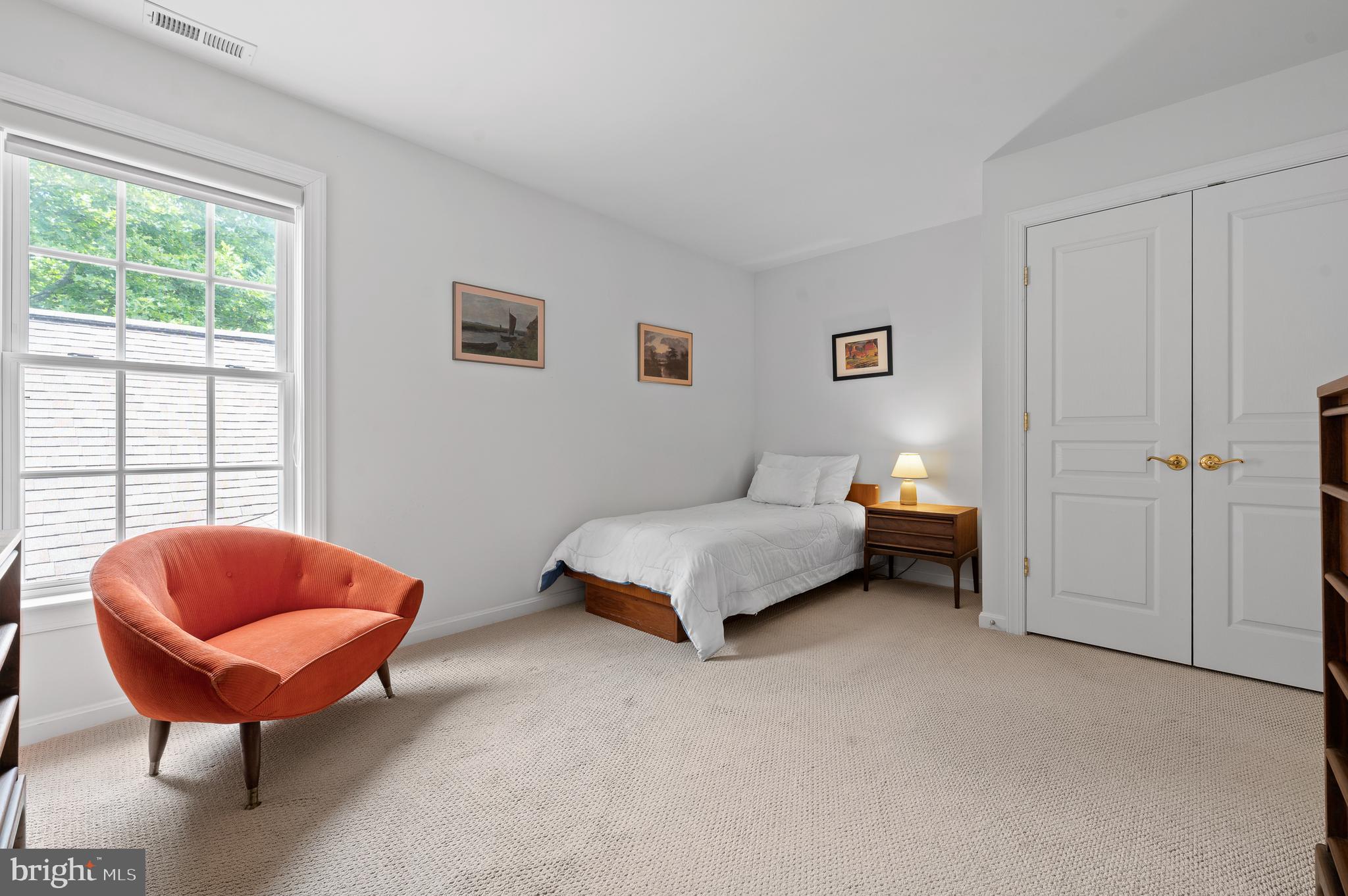 SPRINGTON POINTE WOODS - Residential