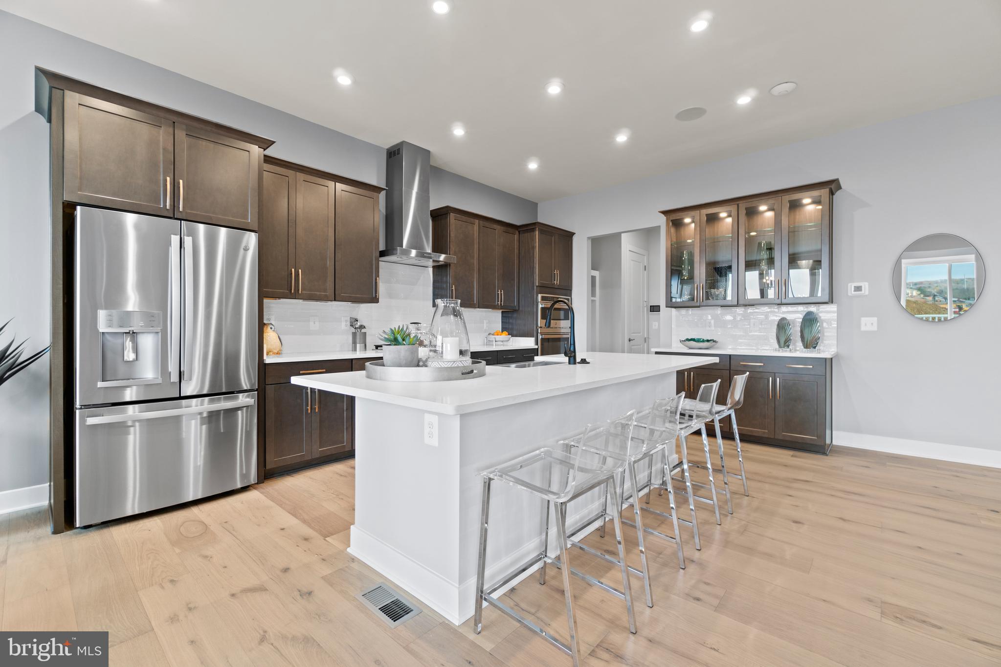 WHITE OAKS FARM - Residential