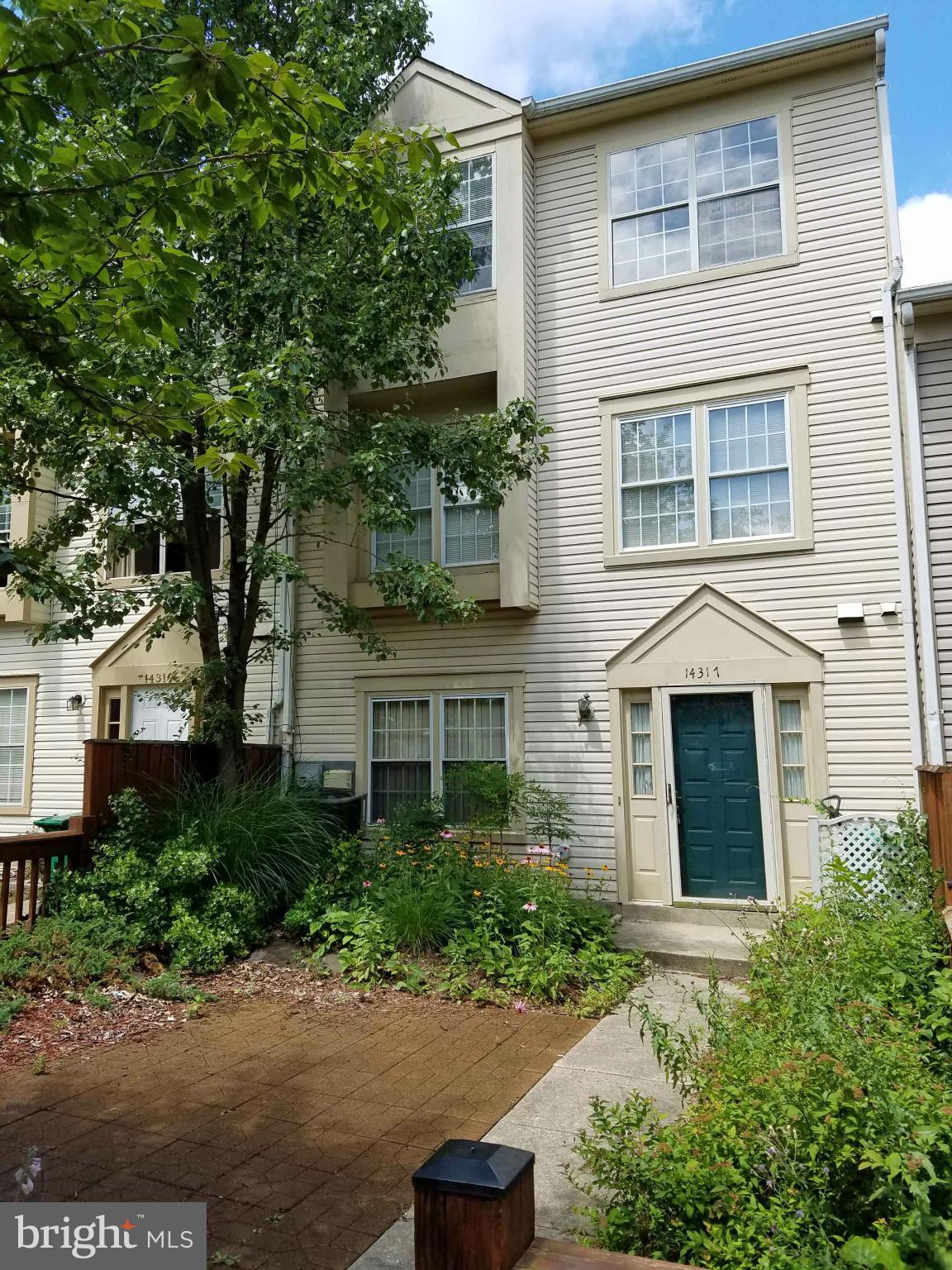 LAUREL LAKES - Residential Lease