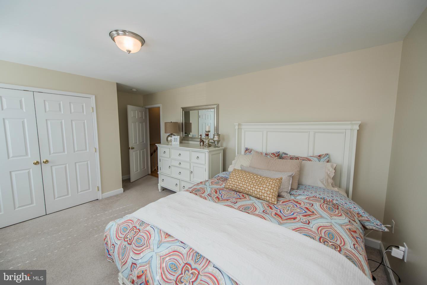 MARTINSBURG STATION - Residential