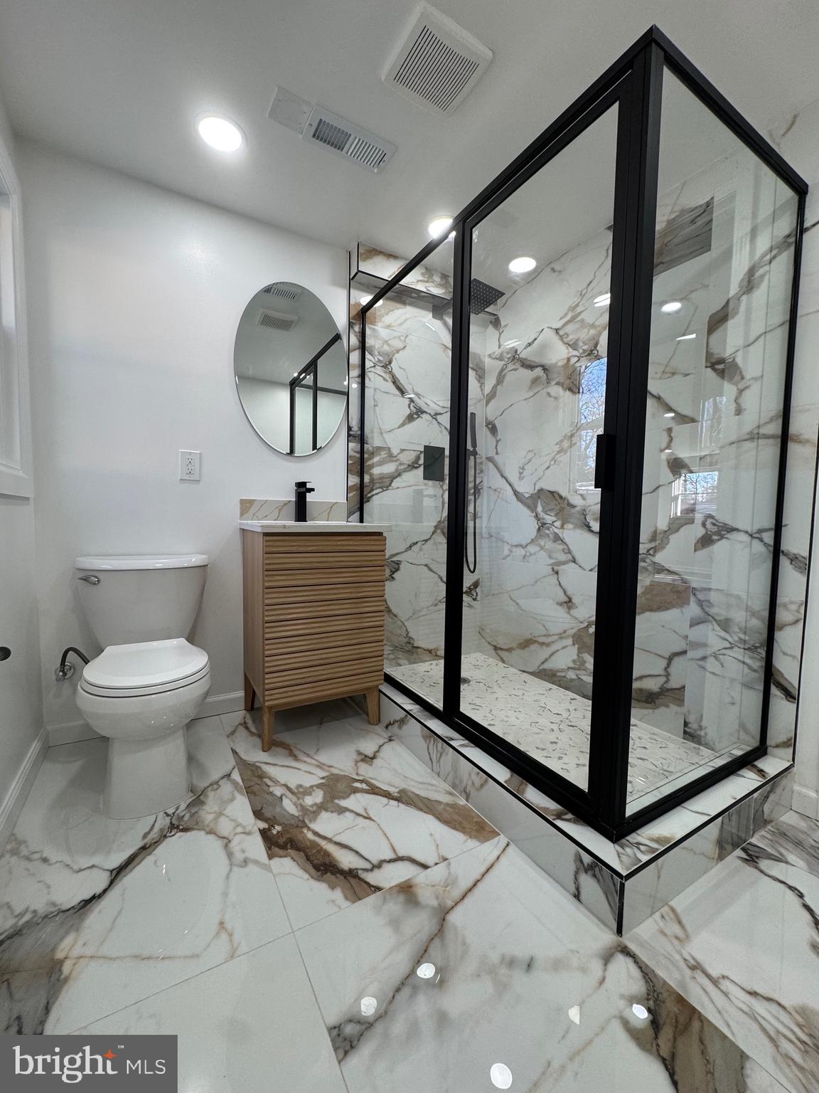 YACHT HAVEN ESTATES - Residential