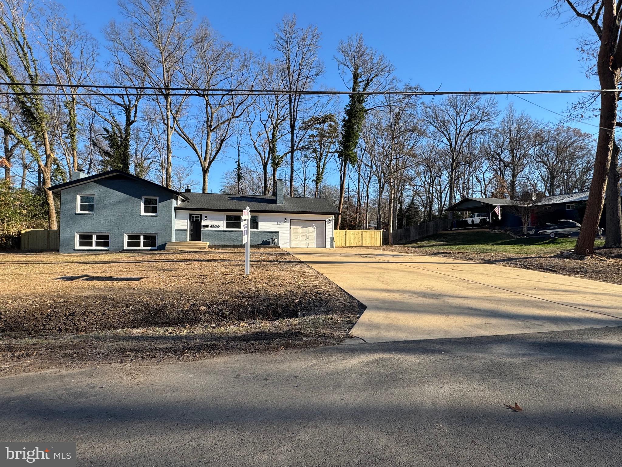 YACHT HAVEN ESTATES - Residential