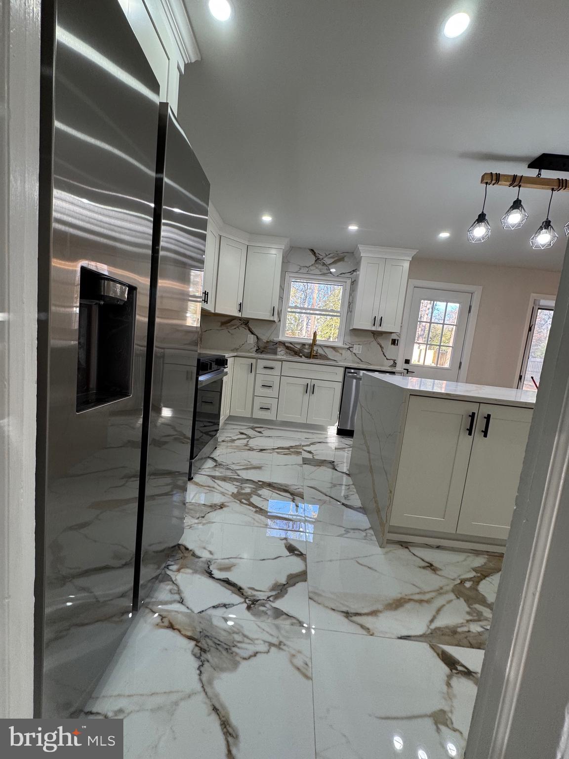 YACHT HAVEN ESTATES - Residential