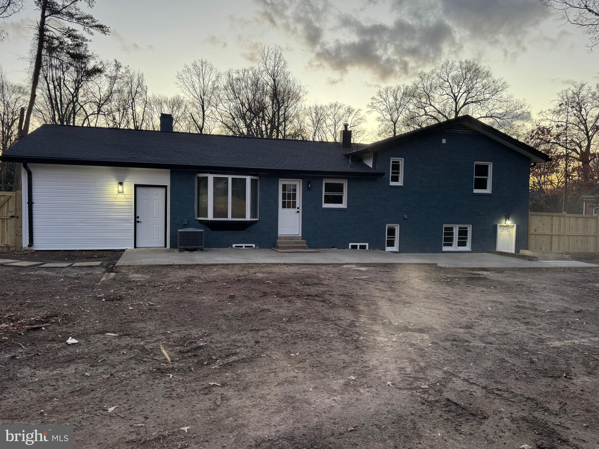 YACHT HAVEN ESTATES - Residential