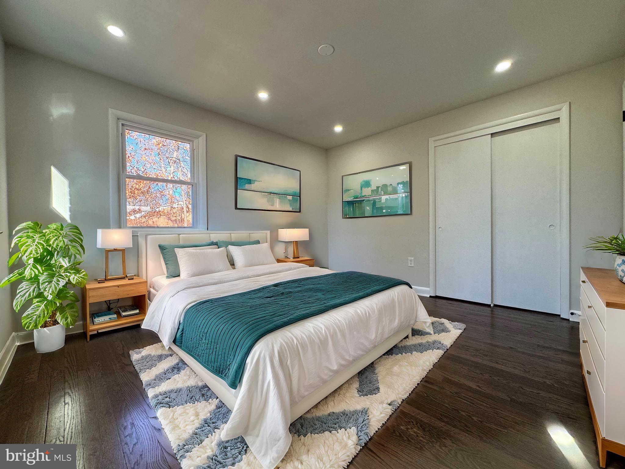 YACHT HAVEN ESTATES - Residential