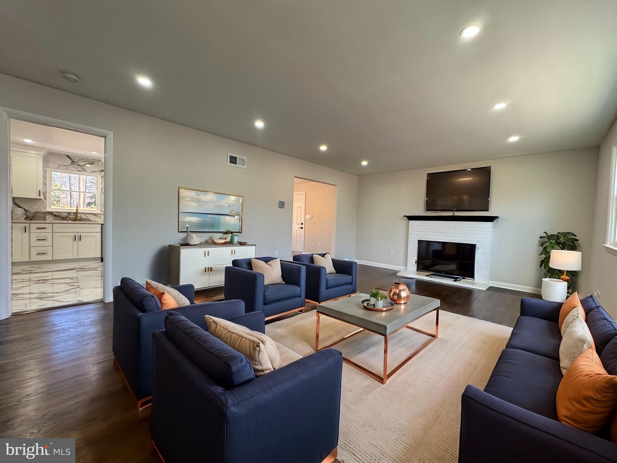 YACHT HAVEN ESTATES - Residential