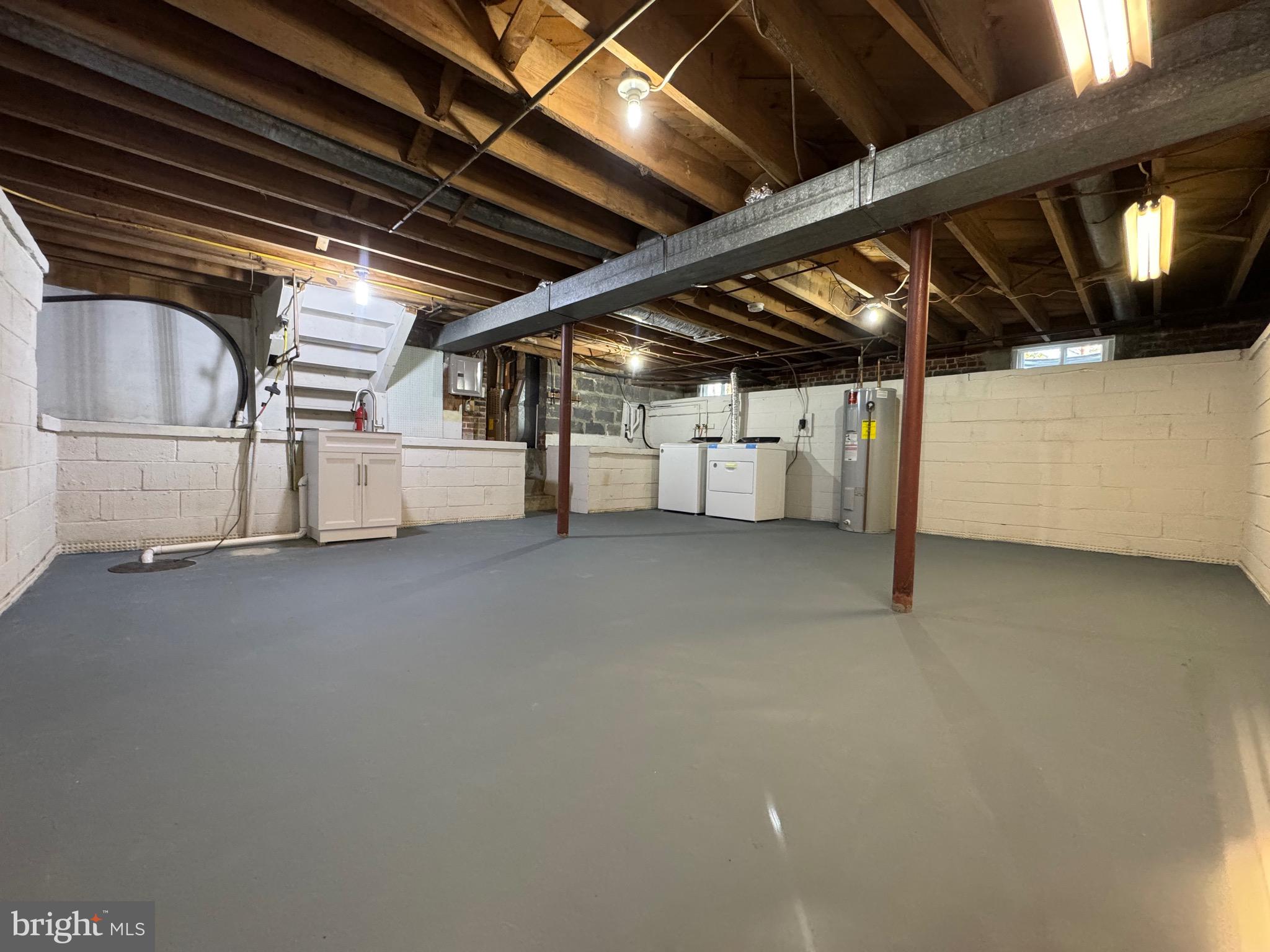 YACHT HAVEN ESTATES - Residential