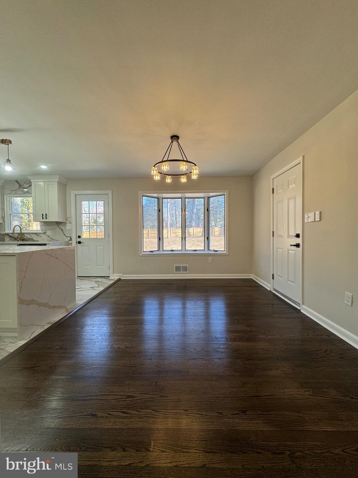 YACHT HAVEN ESTATES - Residential