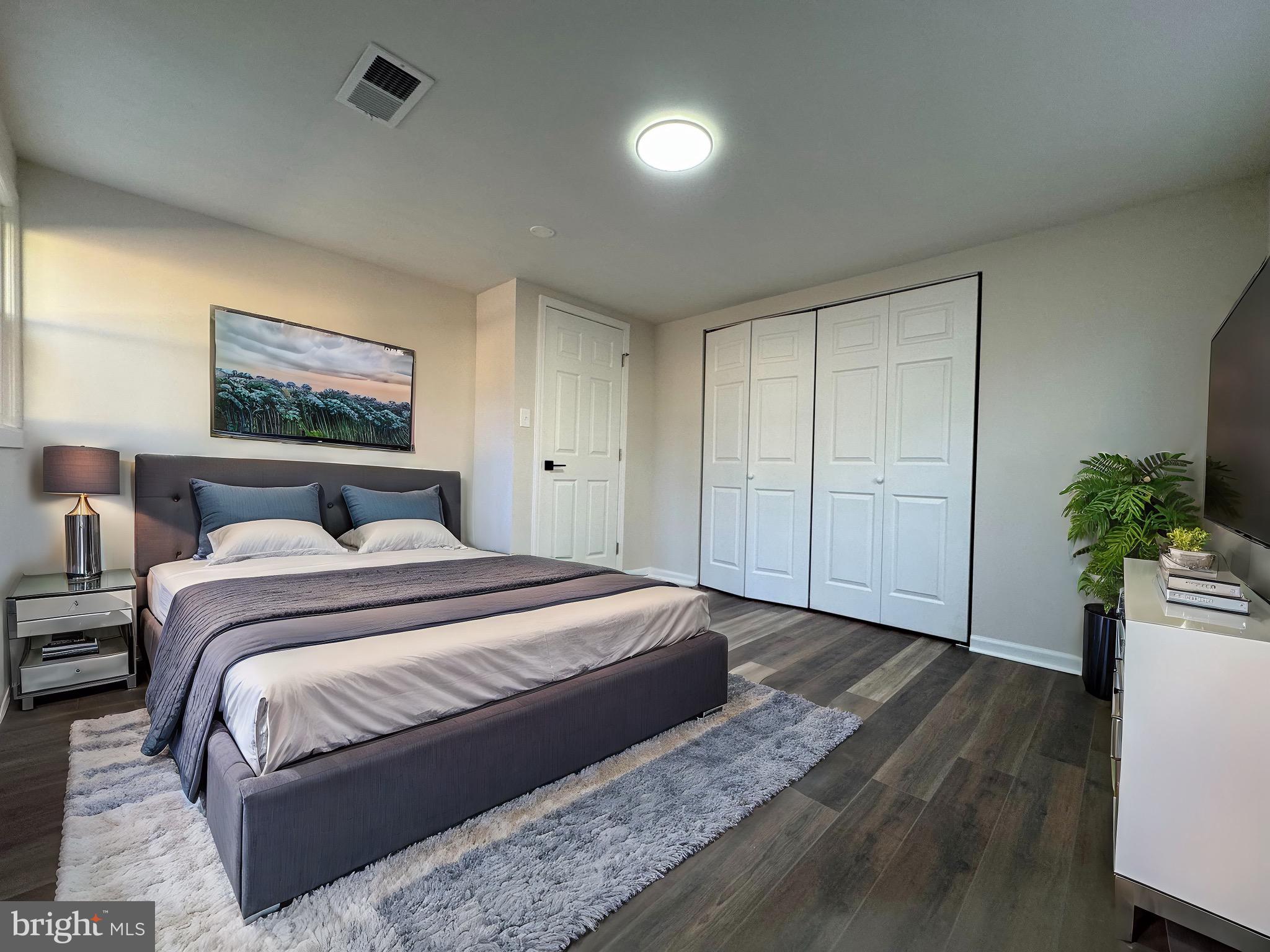 YACHT HAVEN ESTATES - Residential