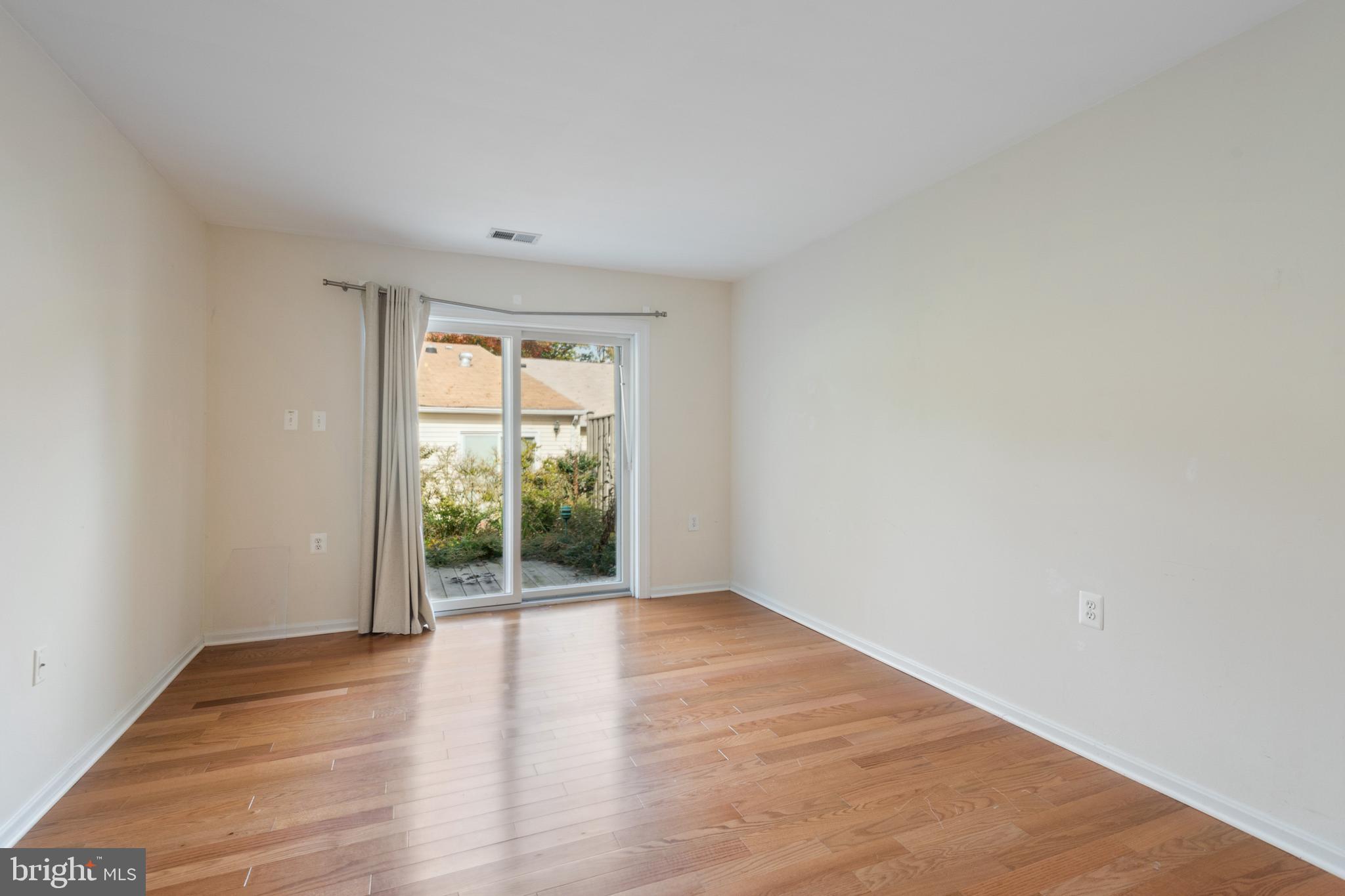 HERITAGE HARBOUR - Residential Lease