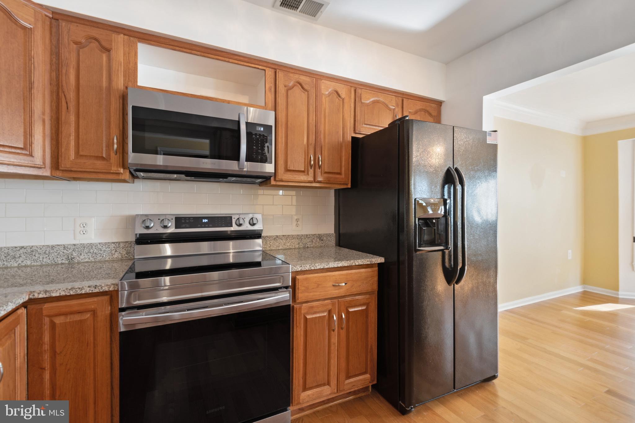 HERITAGE HARBOUR - Residential Lease