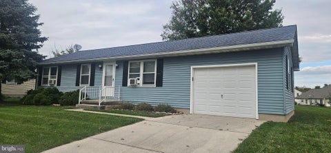 Photo of 7 Jonathan Lane, GETTYSBURG, PA 17325 (MLS # PAAD2026182)