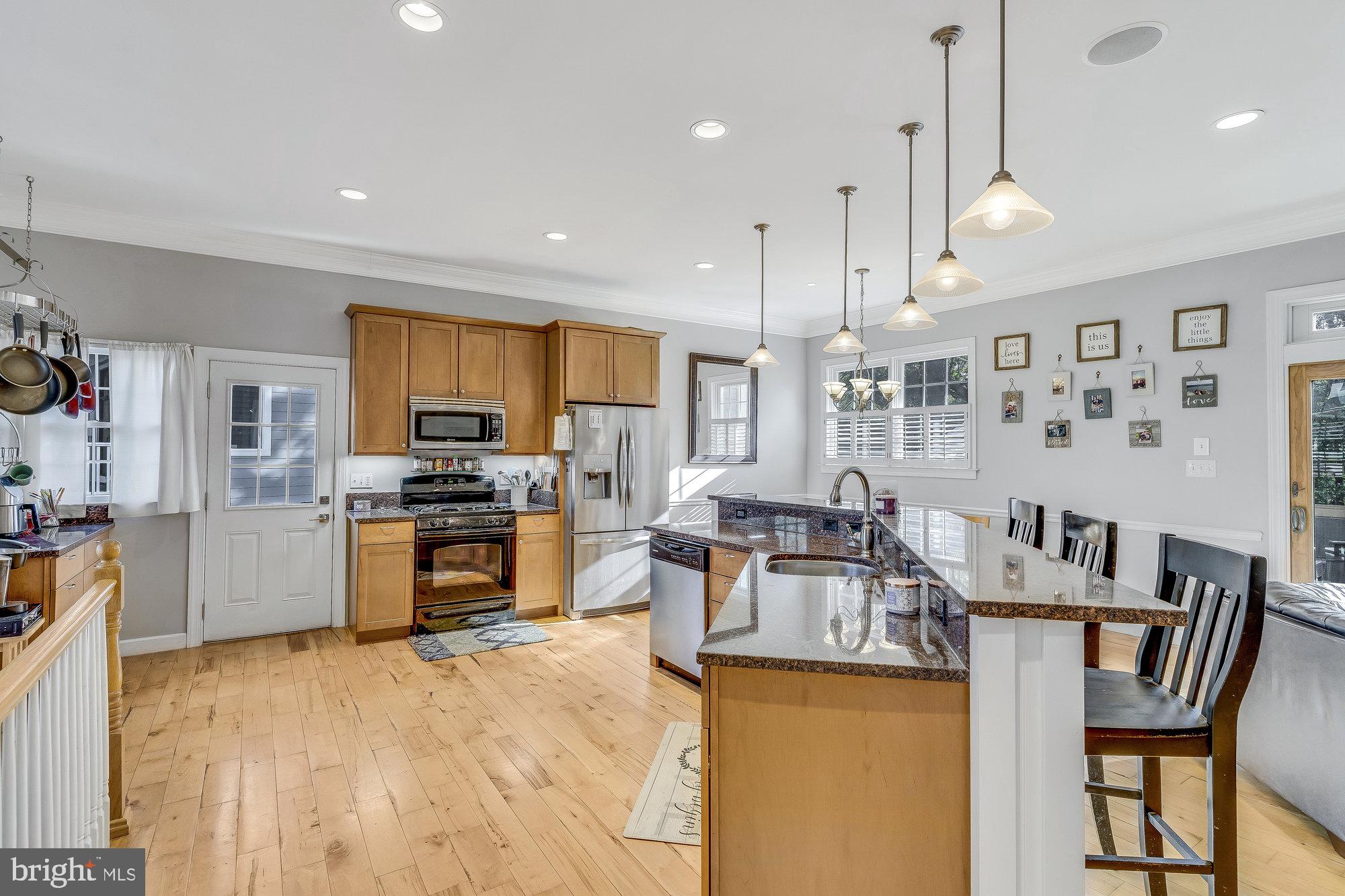 EAST VIENNA WOODS - Residential