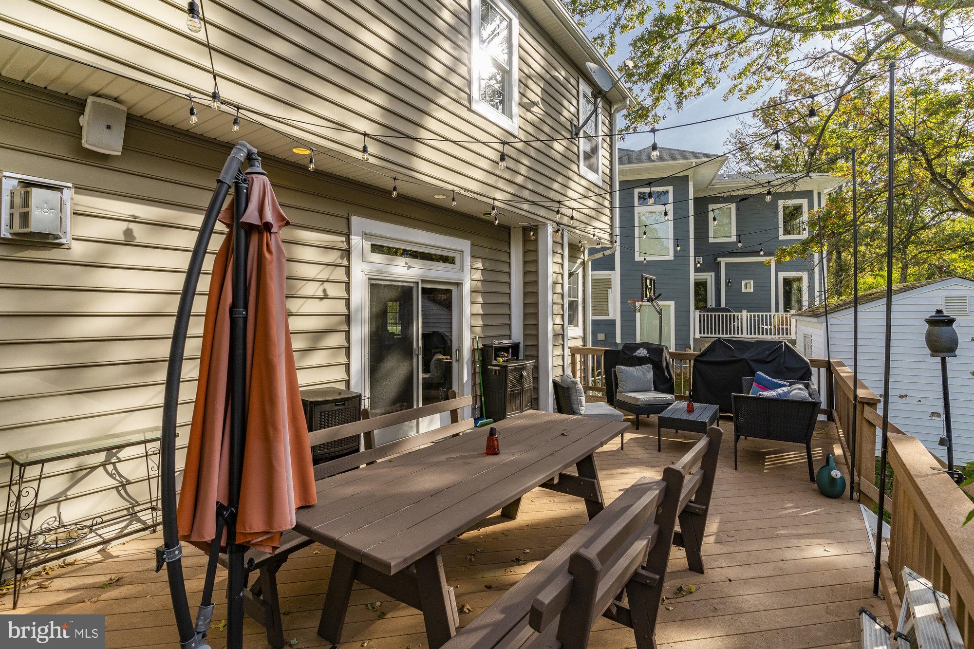 EAST VIENNA WOODS - Residential