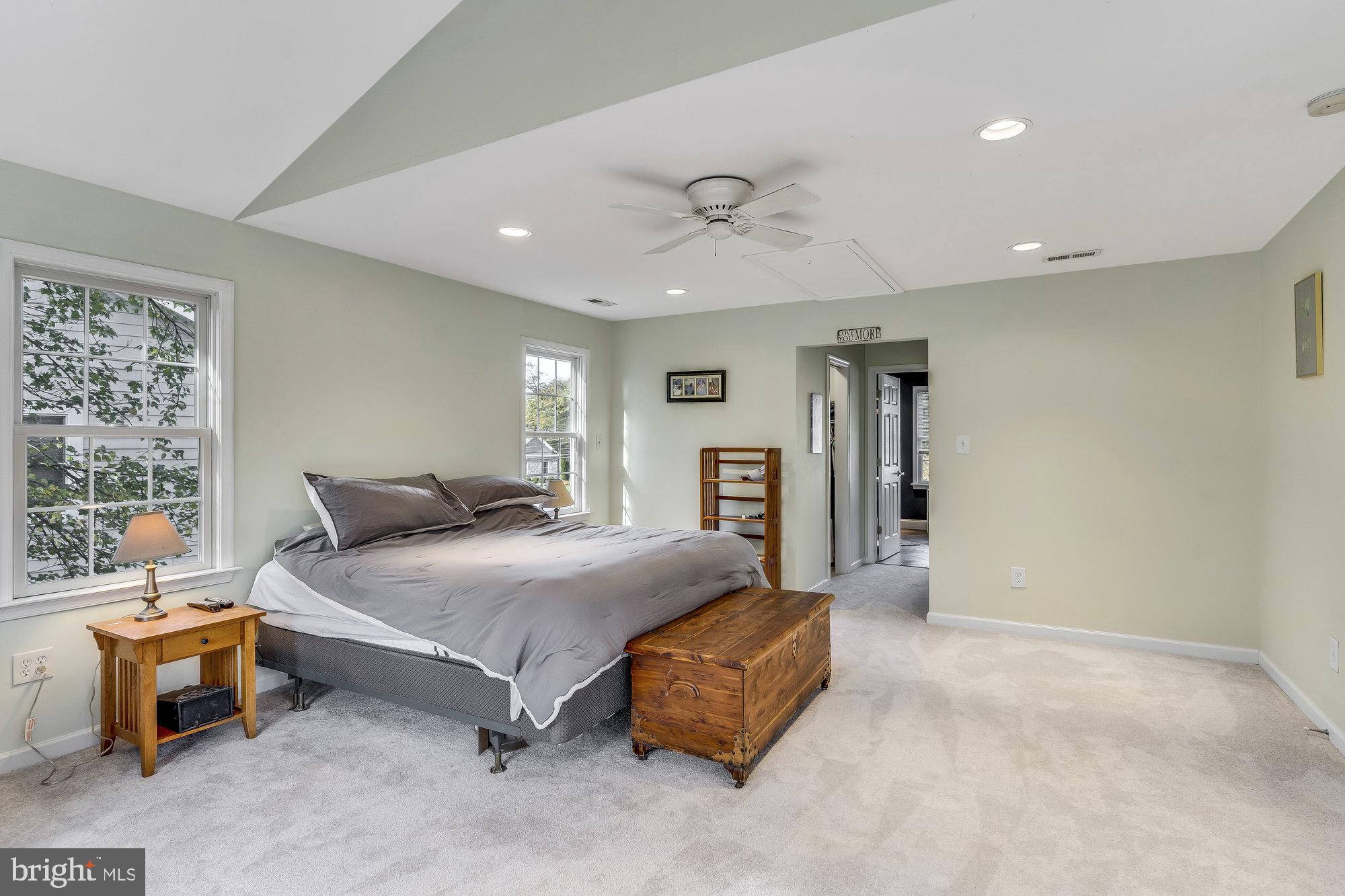 EAST VIENNA WOODS - Residential