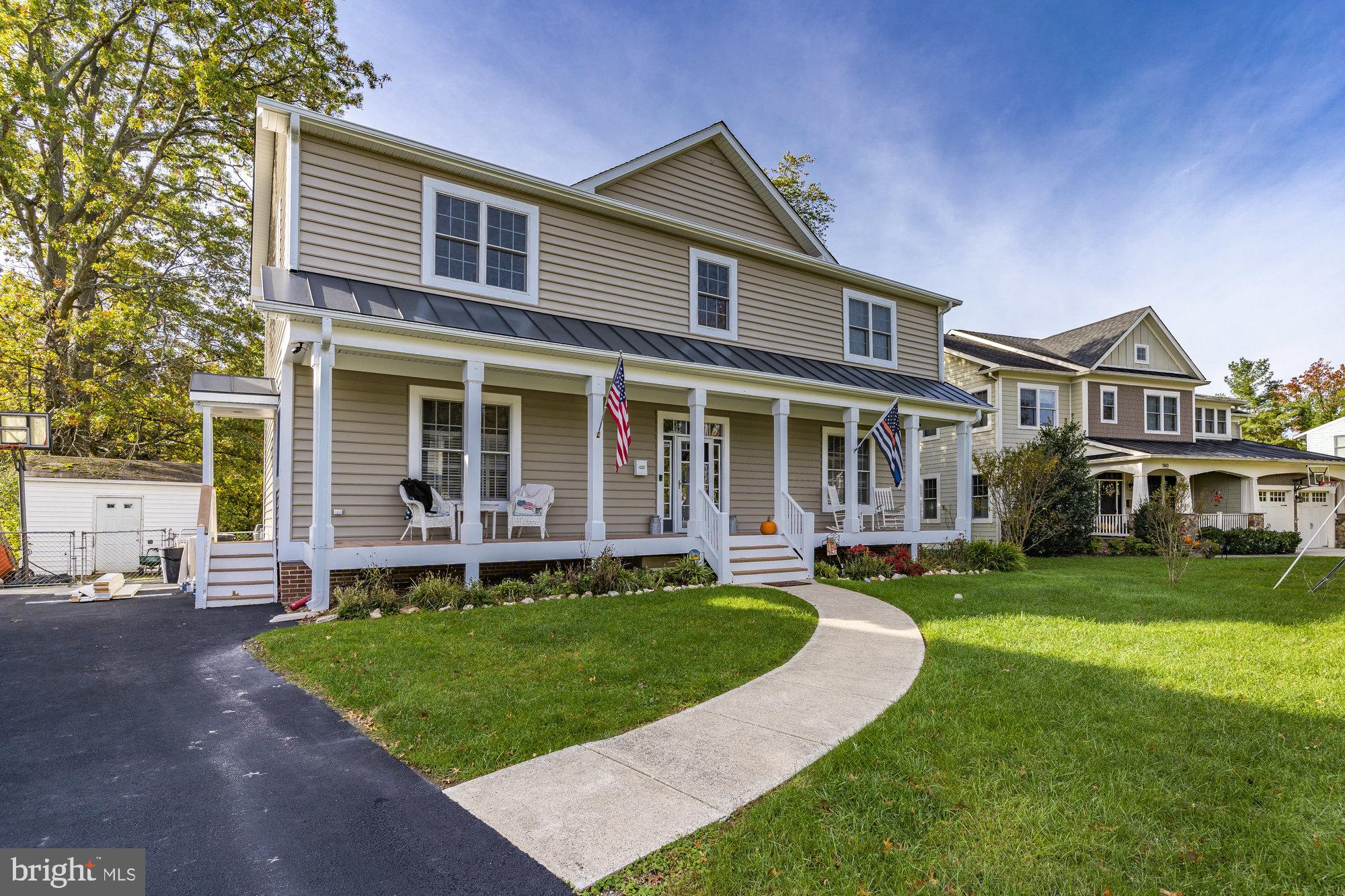 EAST VIENNA WOODS - Residential