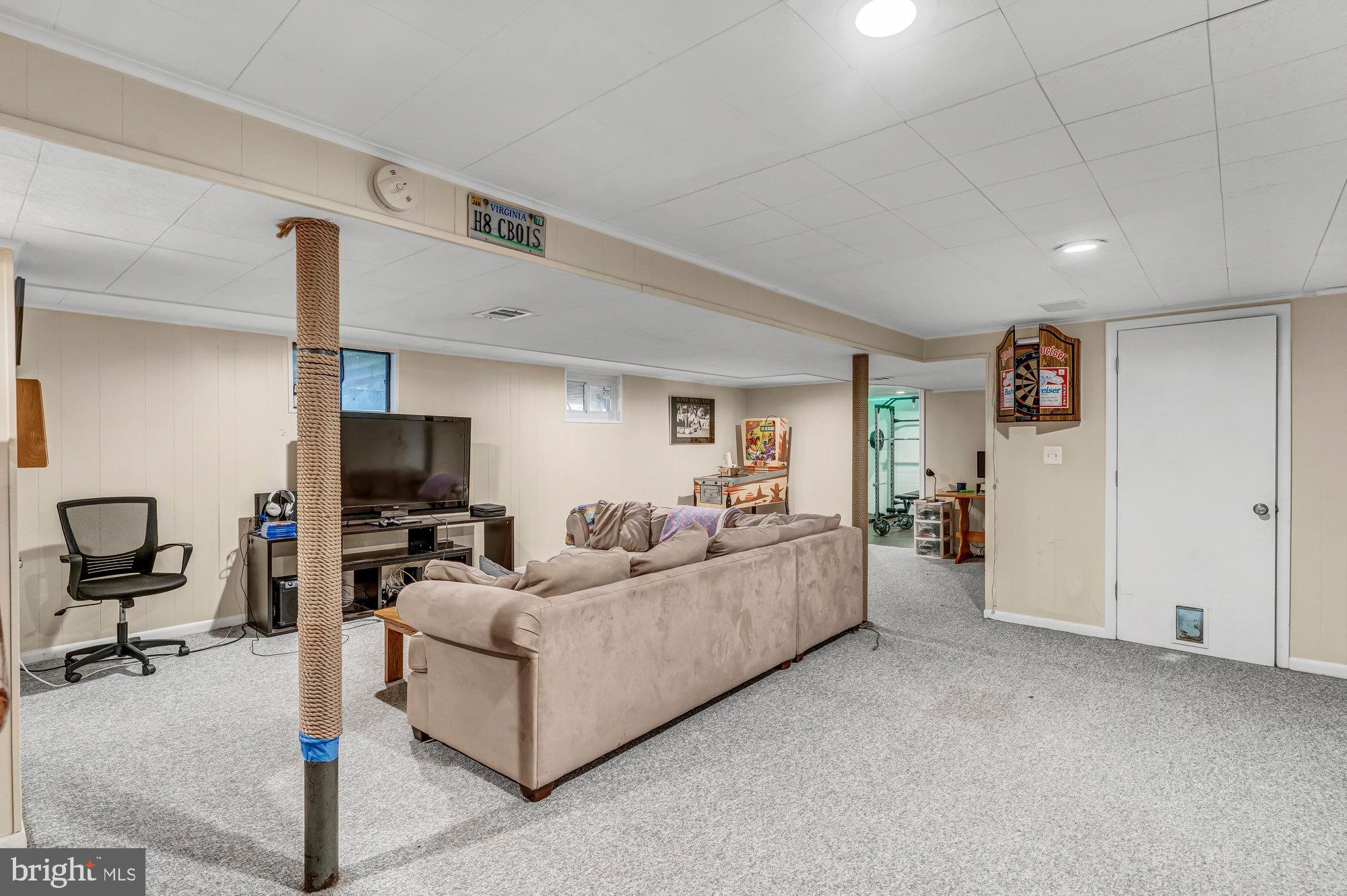 EAST VIENNA WOODS - Residential