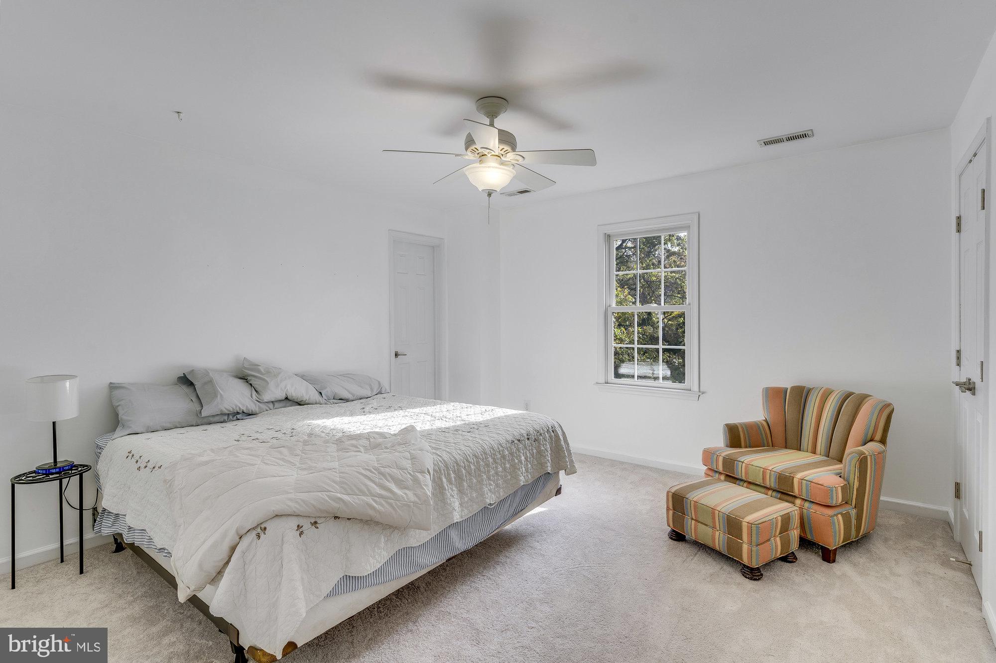 EAST VIENNA WOODS - Residential