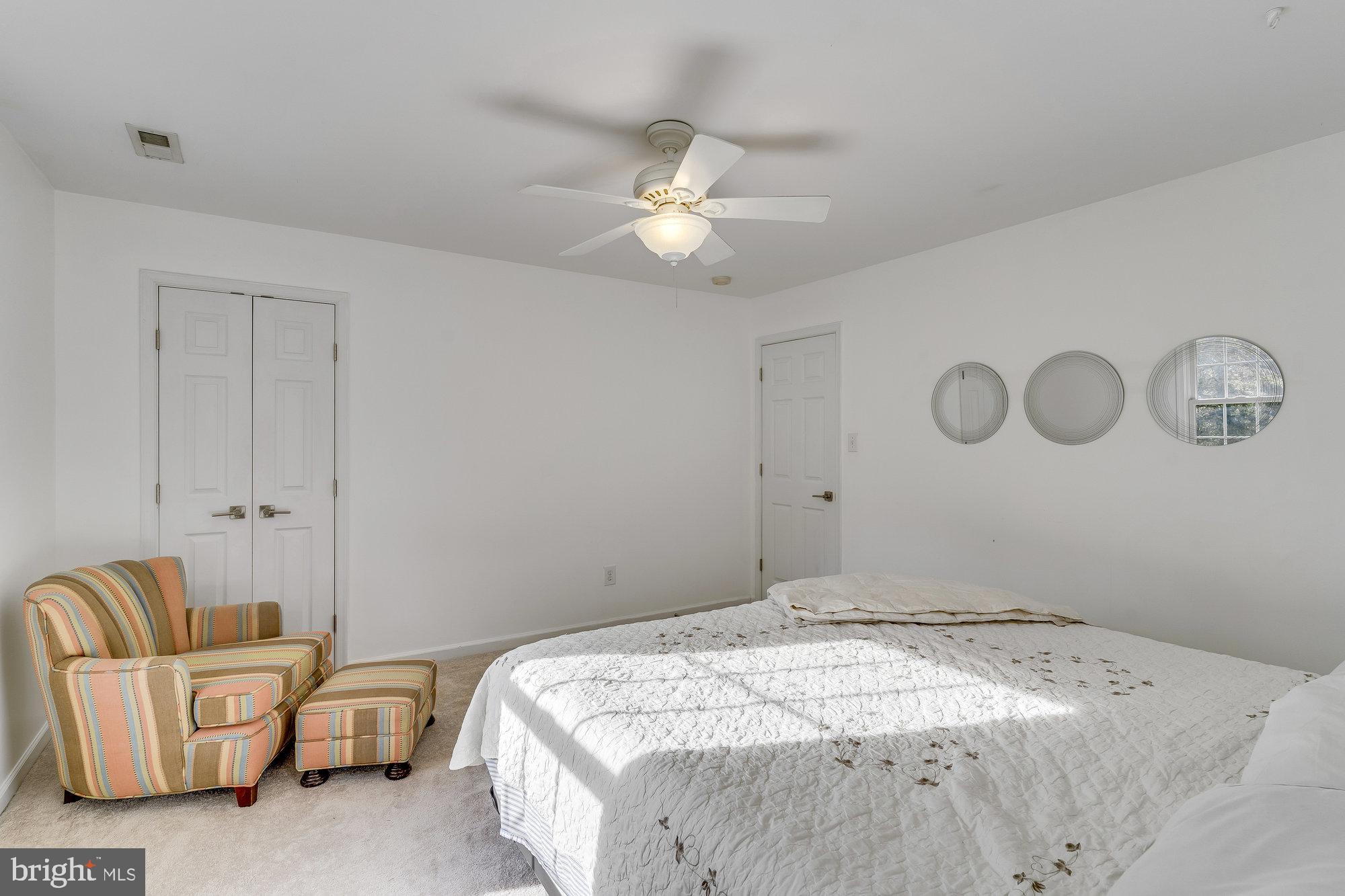 EAST VIENNA WOODS - Residential