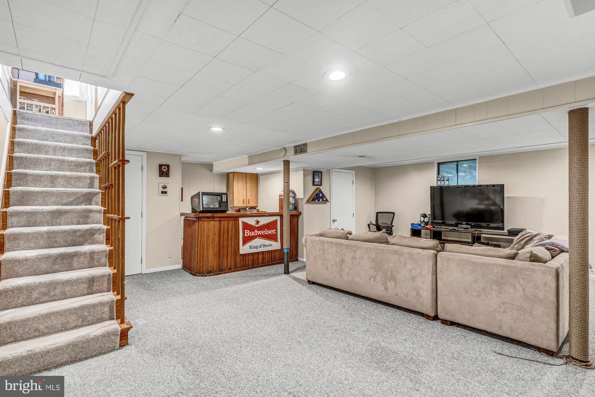 EAST VIENNA WOODS - Residential