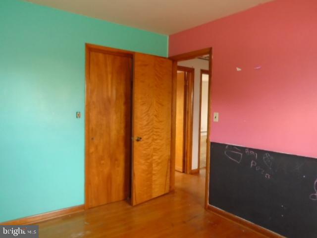 HAMPSTEAD - Residential