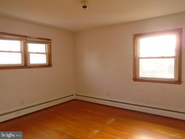 HAMPSTEAD - Residential