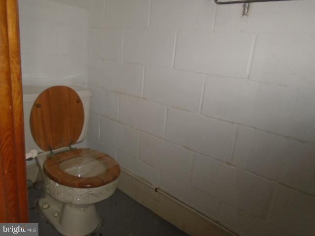 HAMPSTEAD - Residential