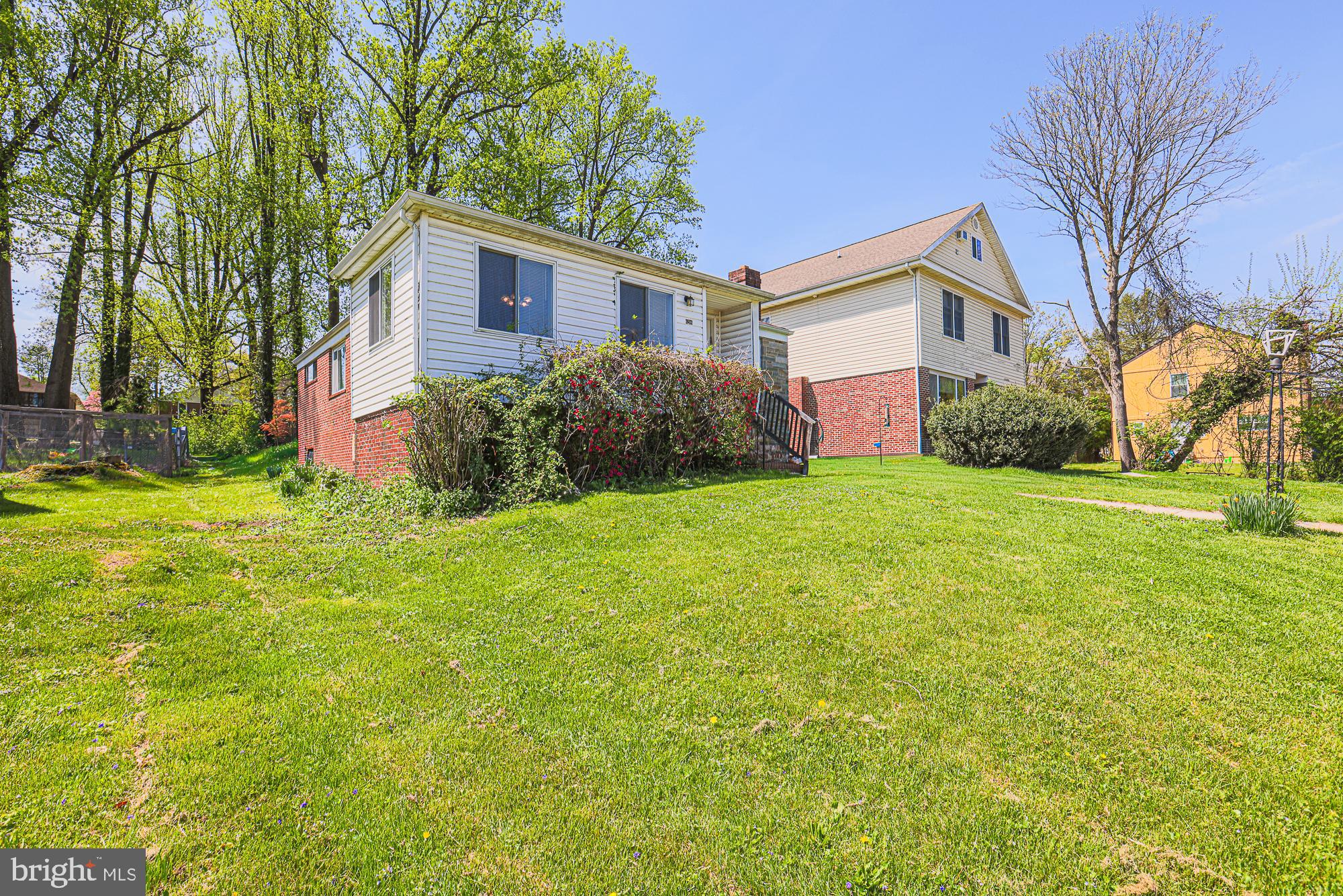 6206 WINNER AVENUE