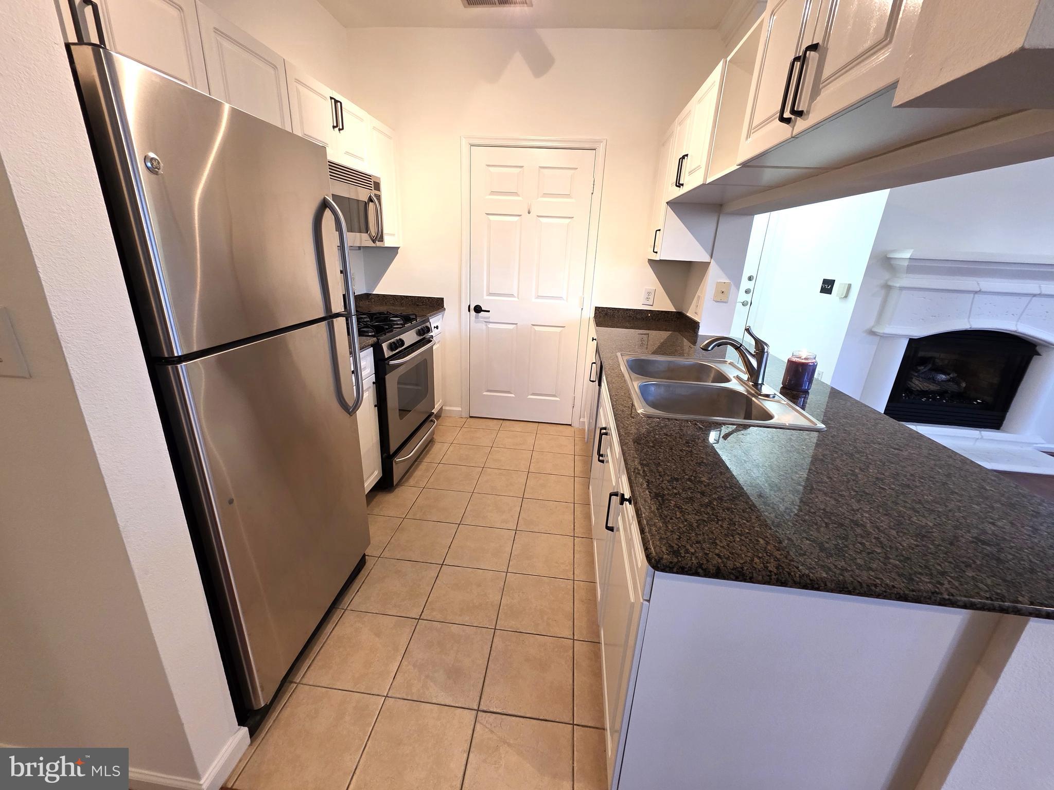 BRYSON AT WOODLAND PARK - Residential Lease