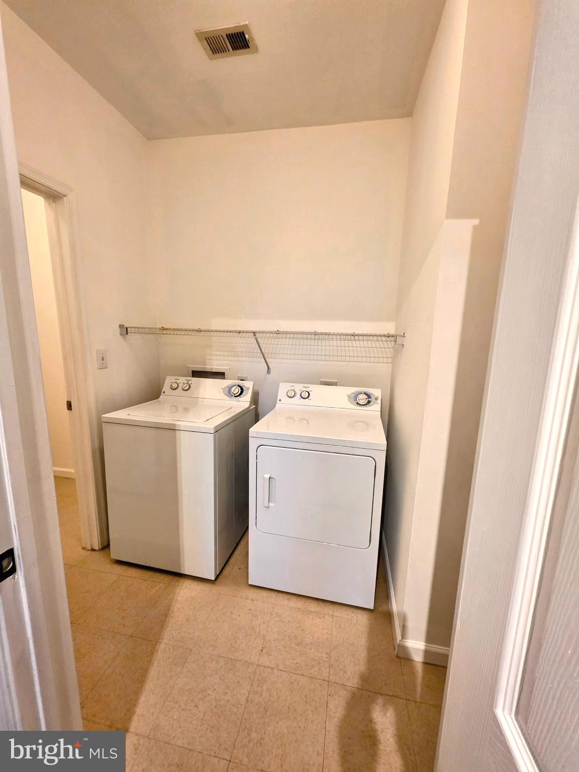 BRYSON AT WOODLAND PARK - Residential Lease