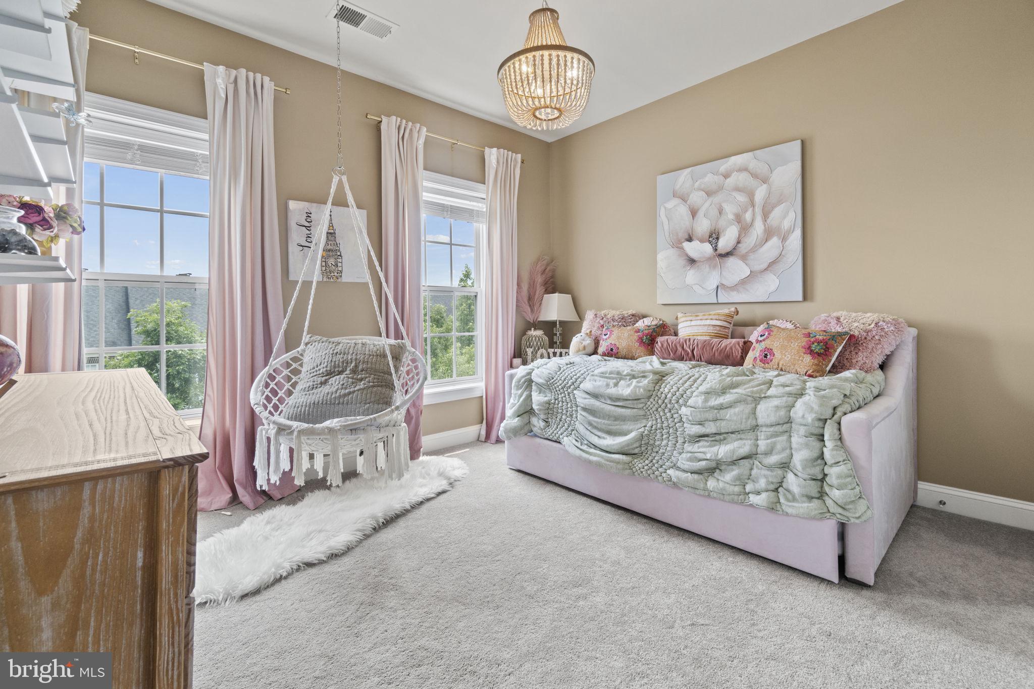 POTOMAC CLUB - Residential