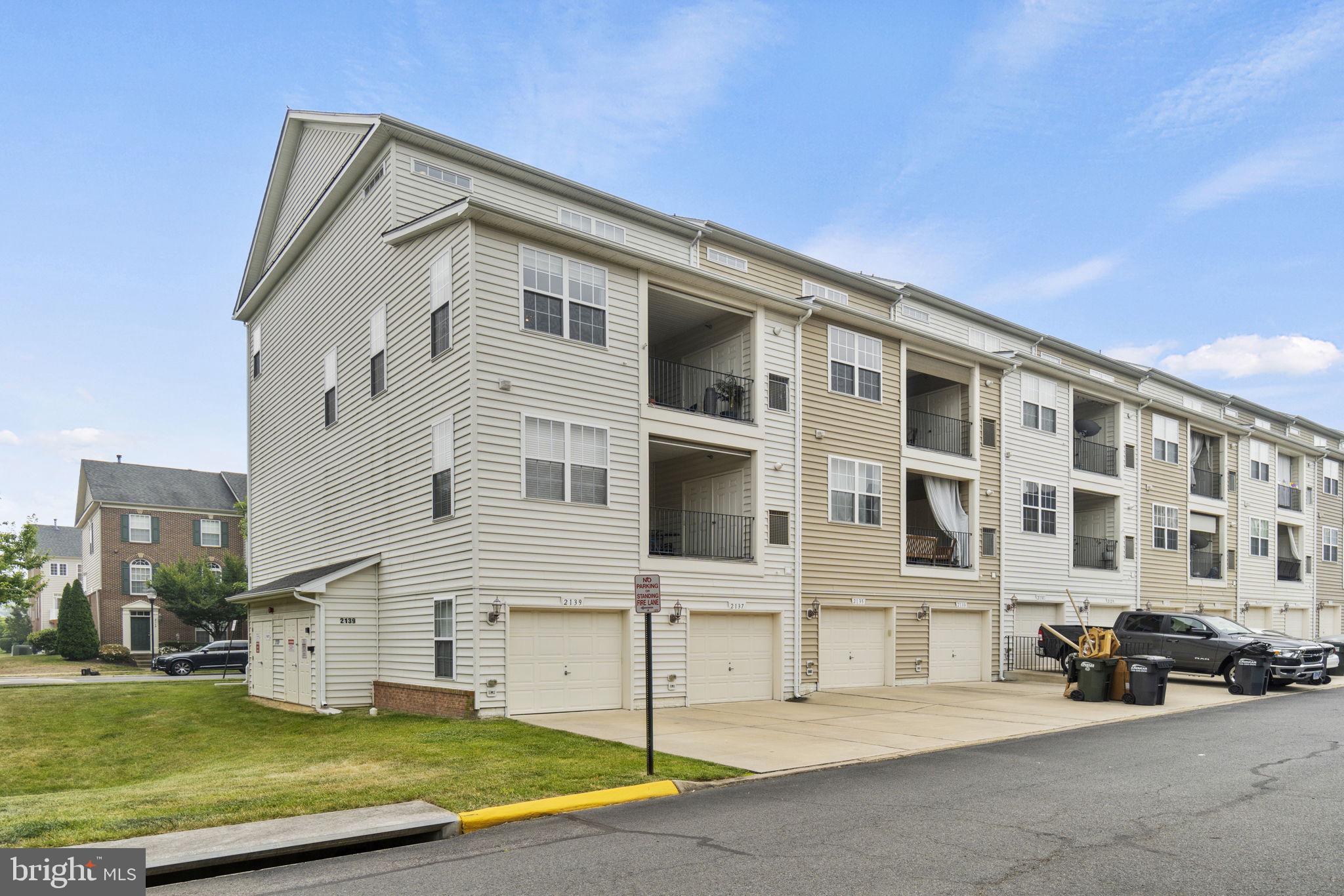 POTOMAC CLUB - Residential