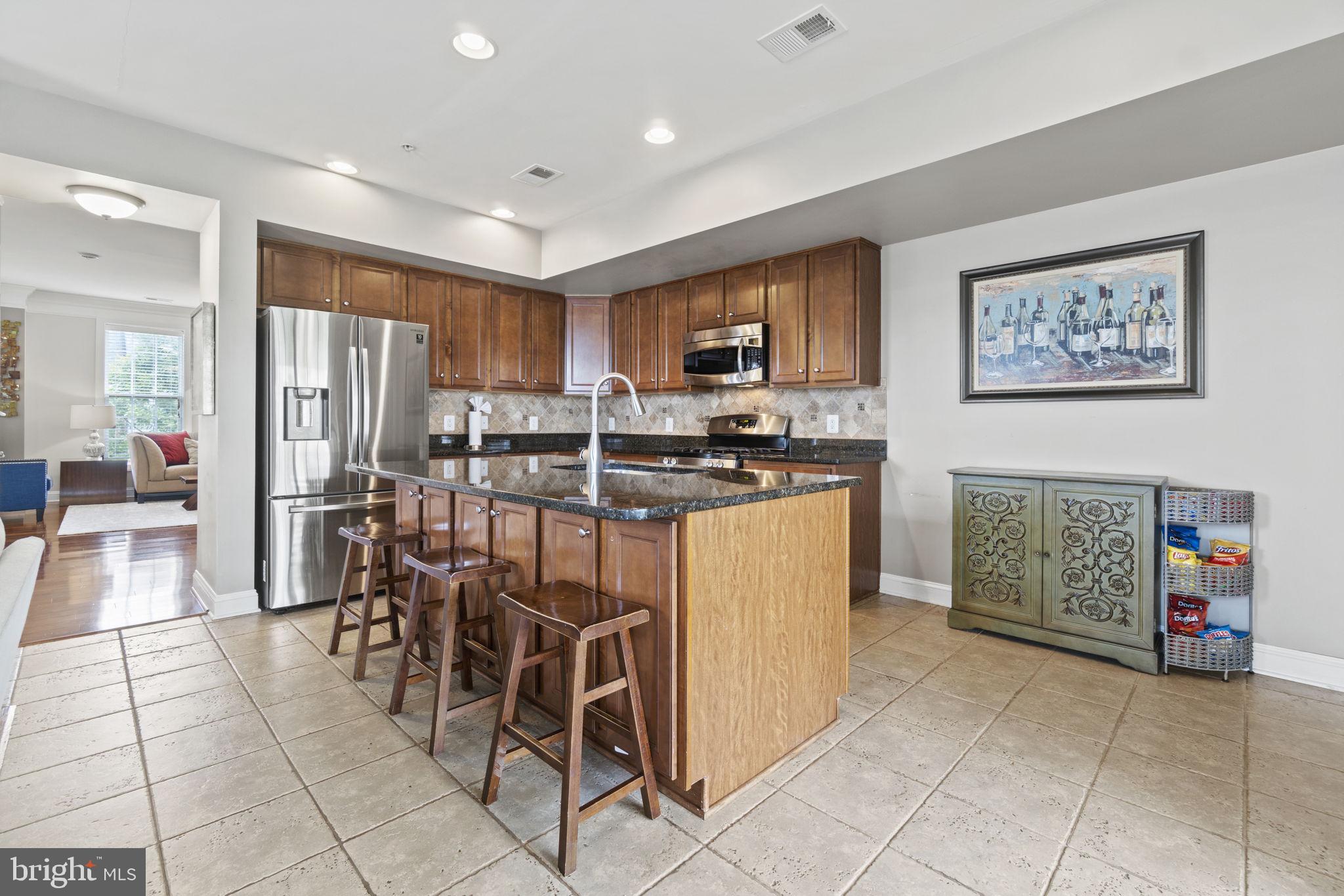 POTOMAC CLUB - Residential