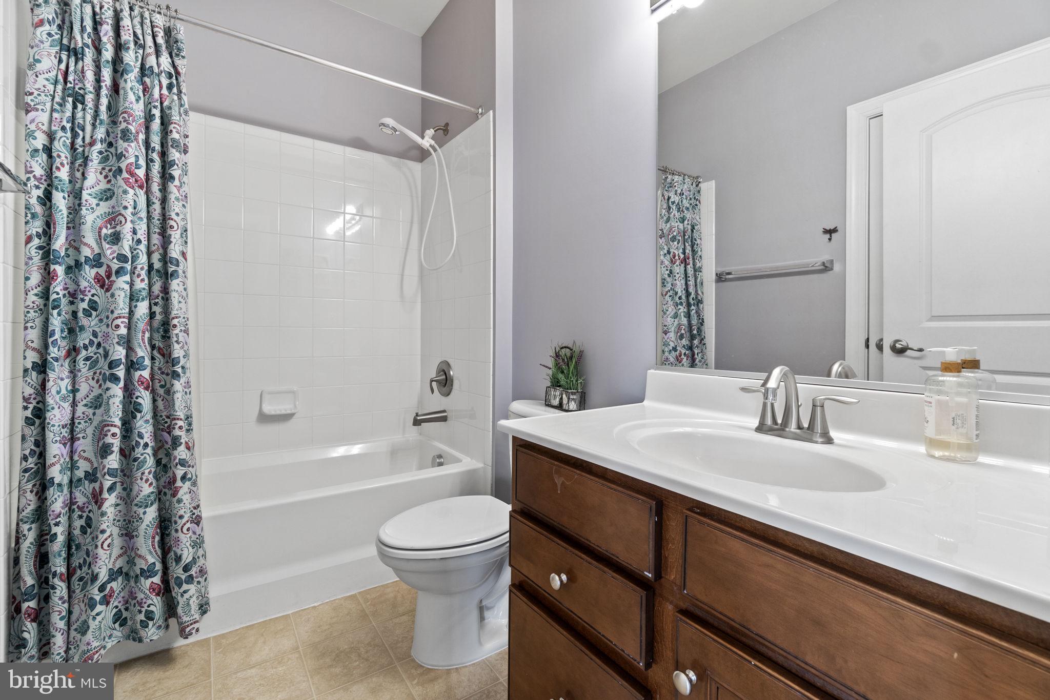 POTOMAC CLUB - Residential