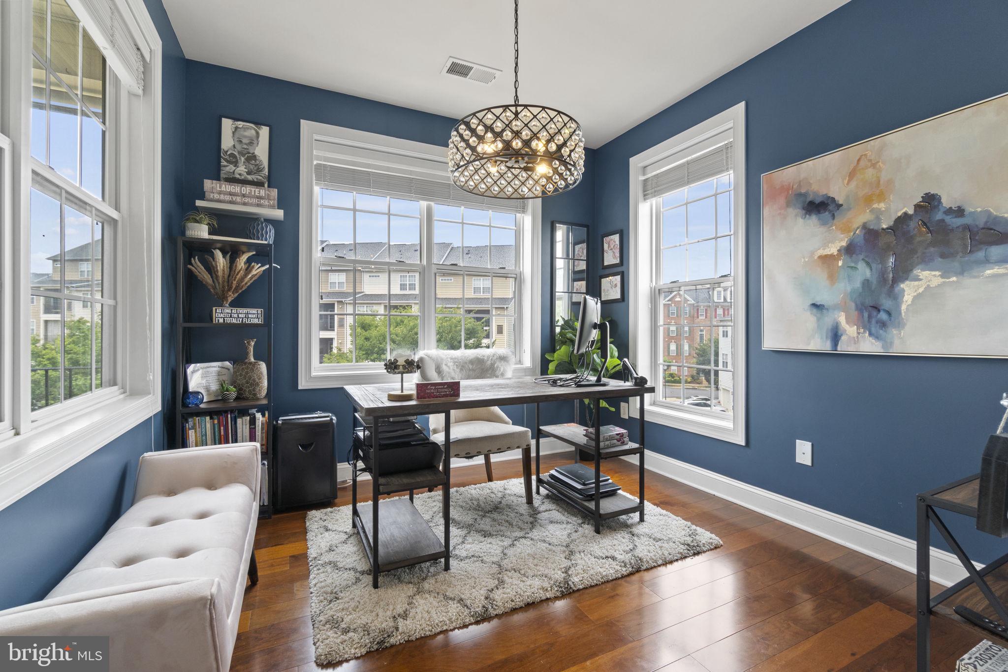 POTOMAC CLUB - Residential