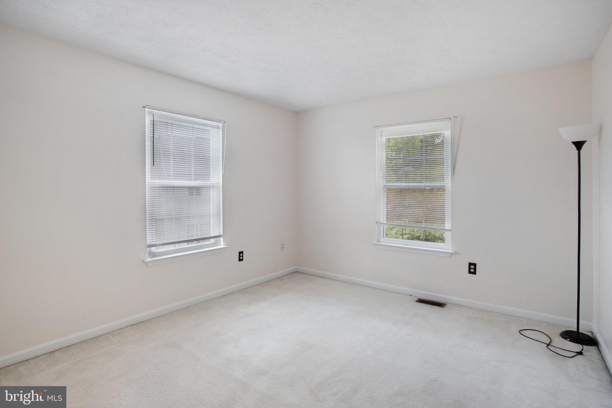 FOREST PARK - Residential Lease