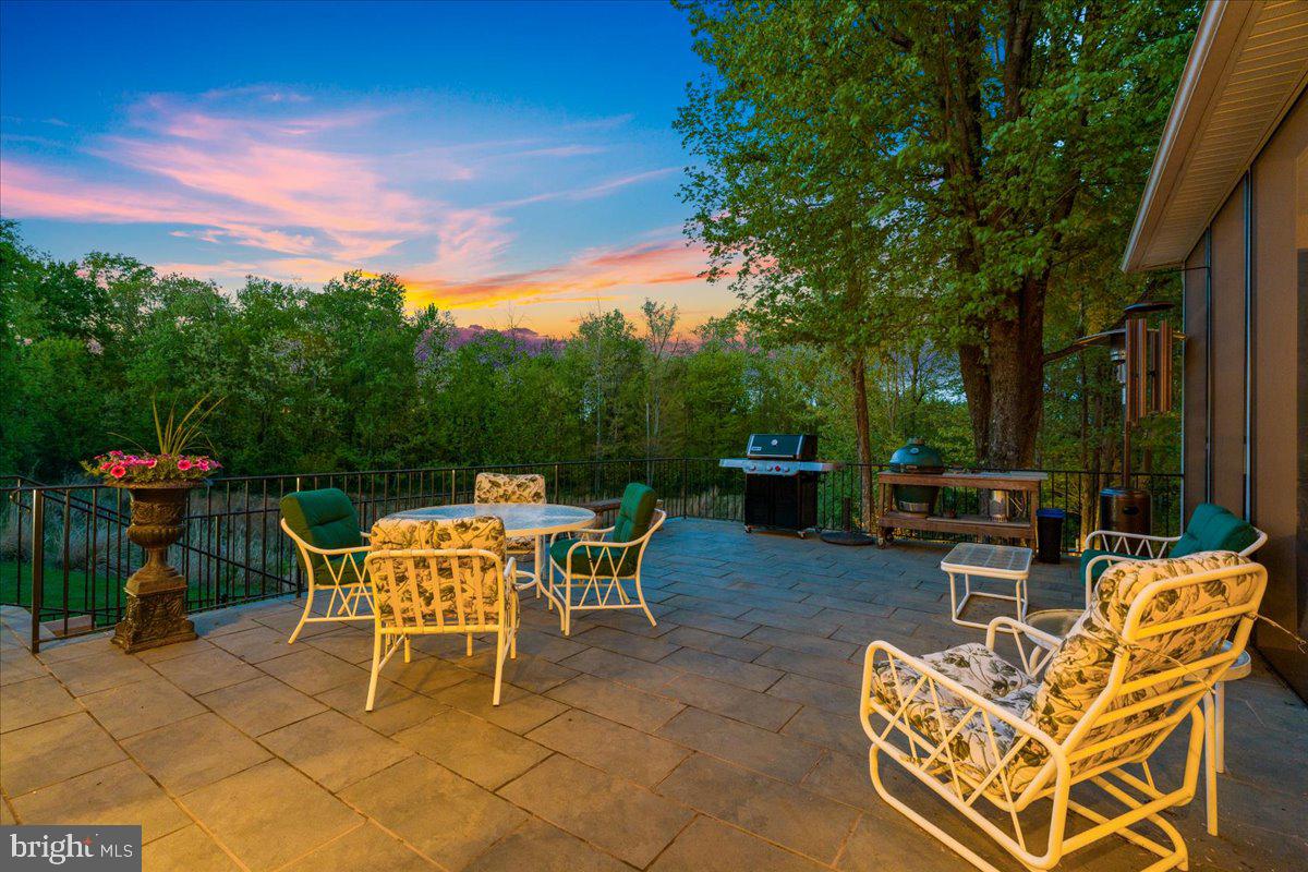 ARROWOOD - Residential