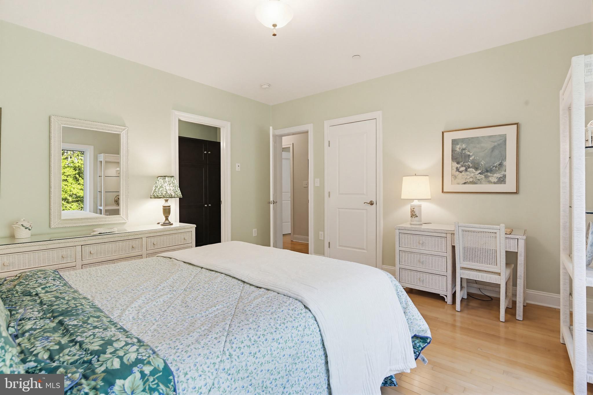 ARROWOOD - Residential