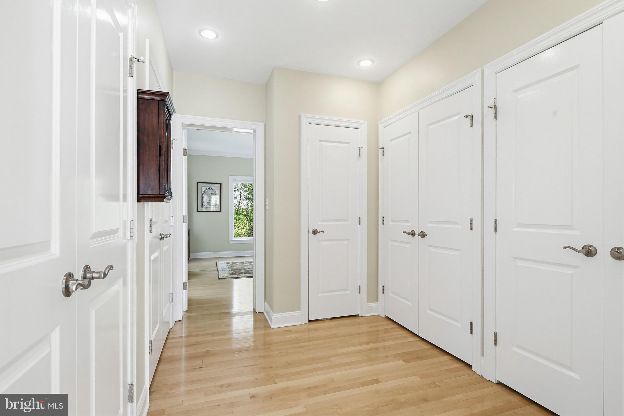 ARROWOOD - Residential