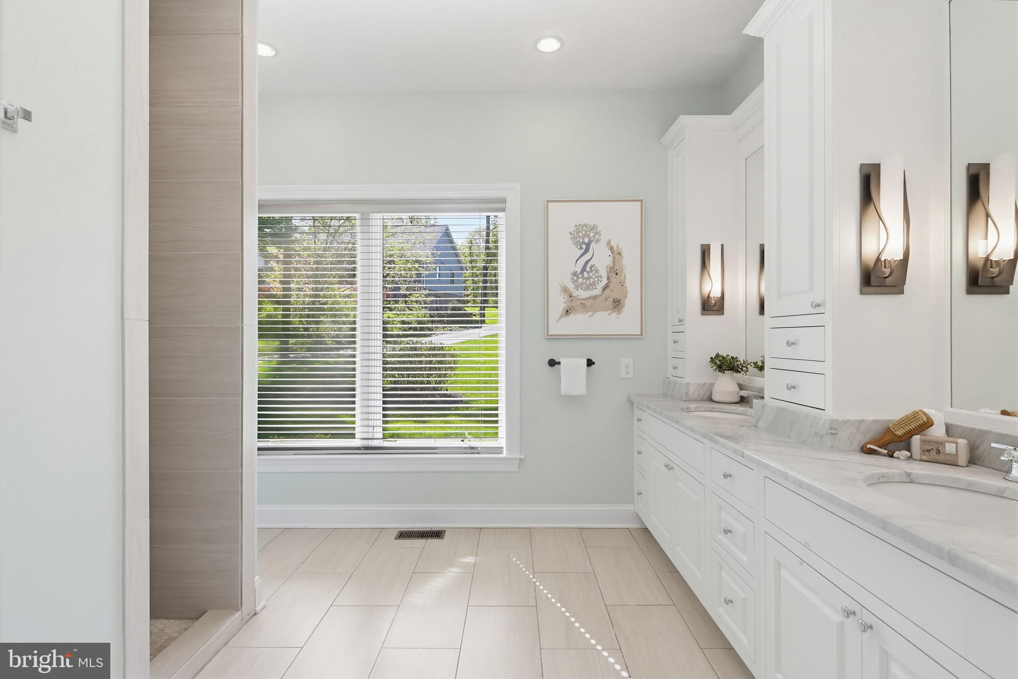 ARROWOOD - Residential