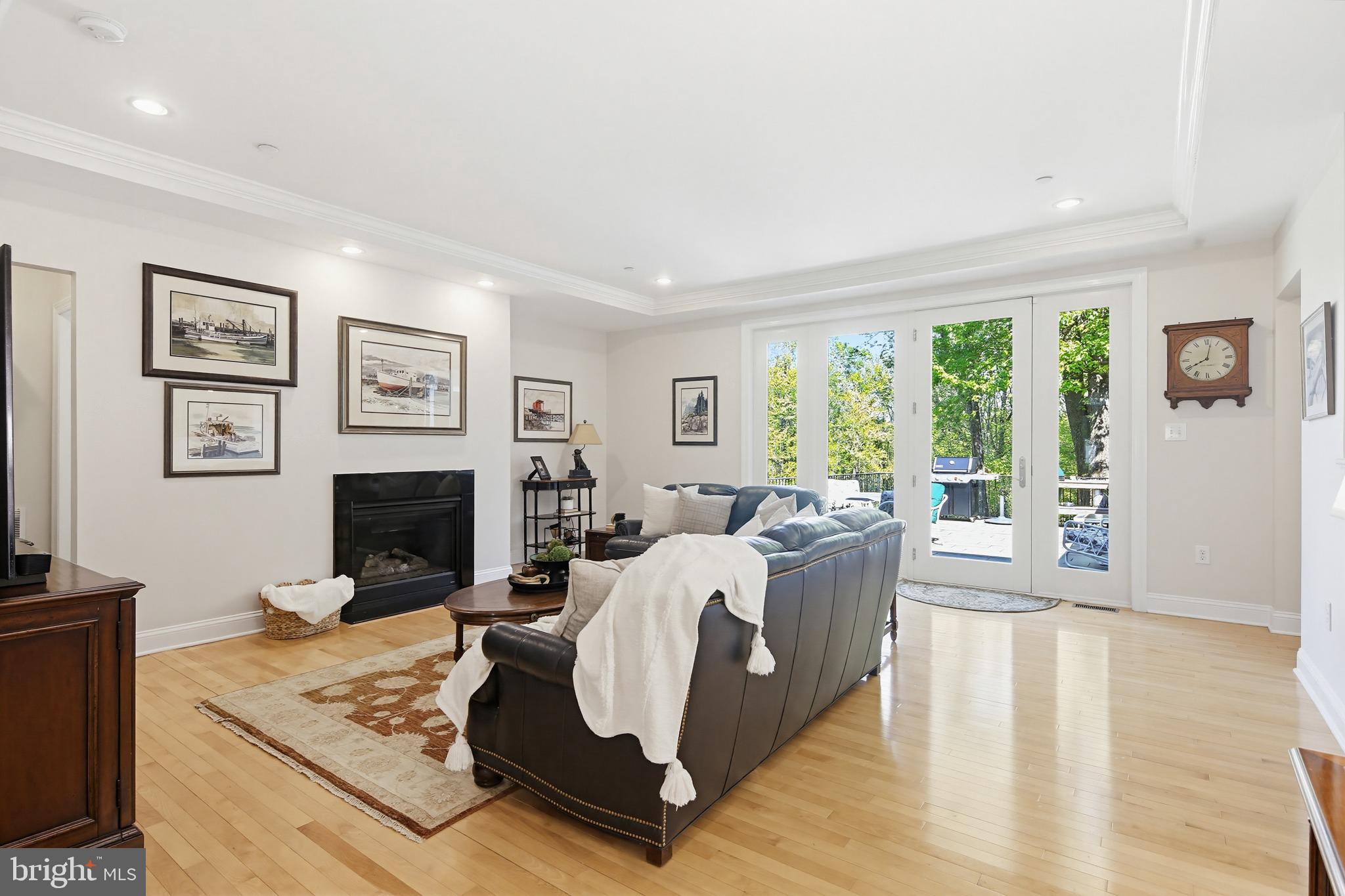 ARROWOOD - Residential