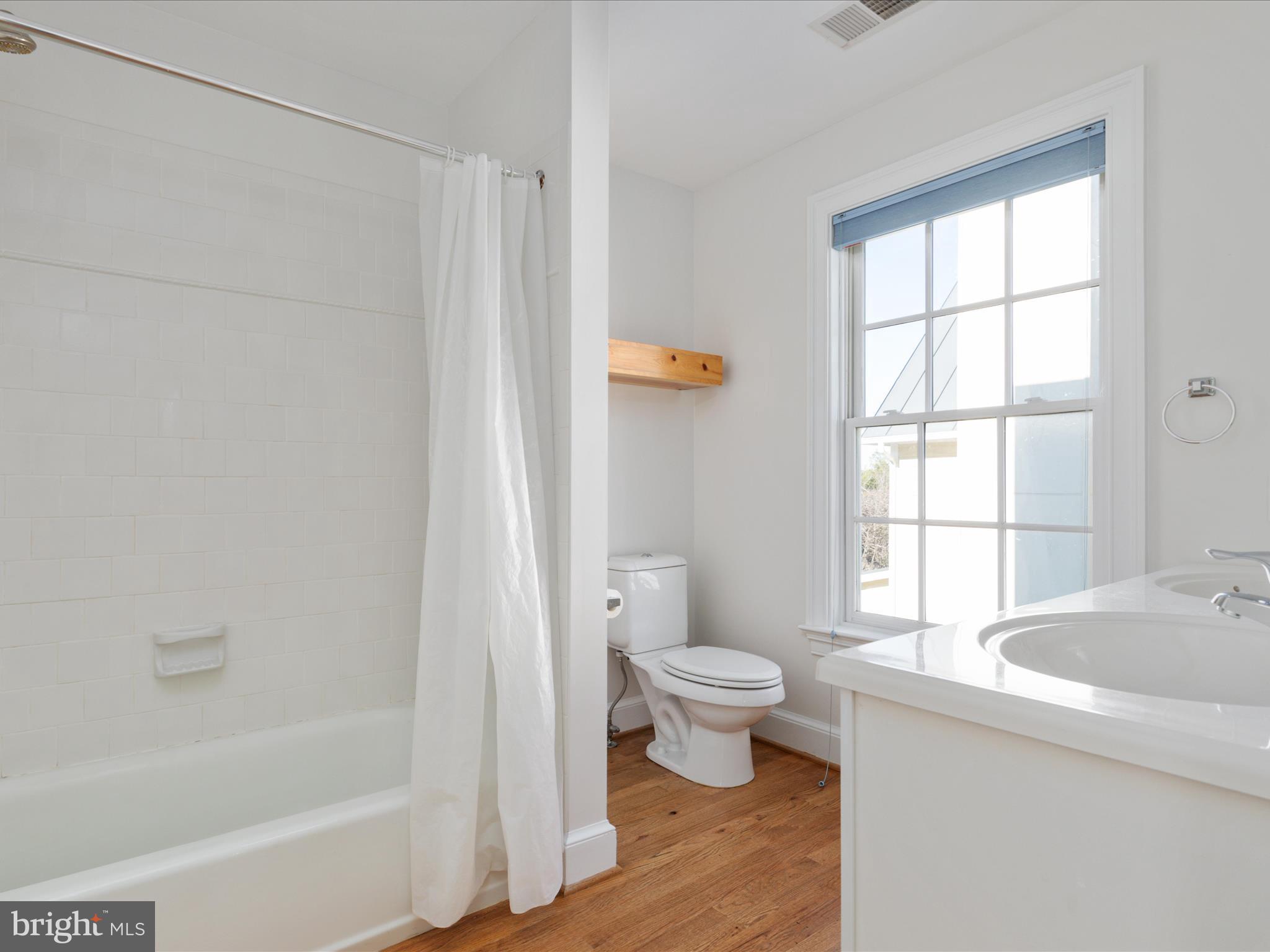 THE PLAINS - Residential