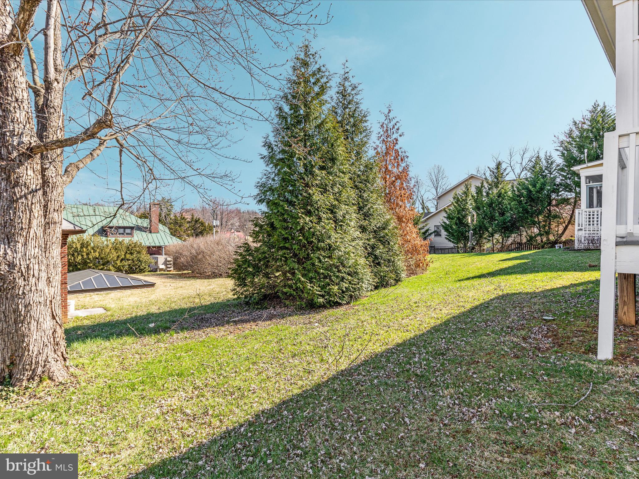 THE PLAINS - Residential