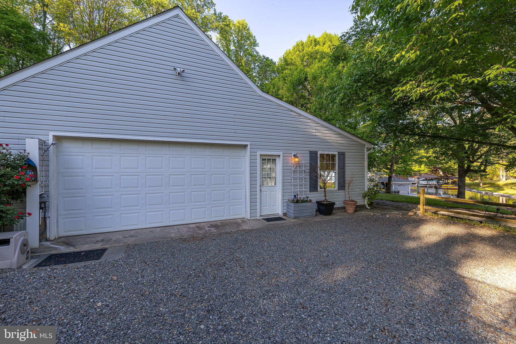 BEAR CASTLE - Residential